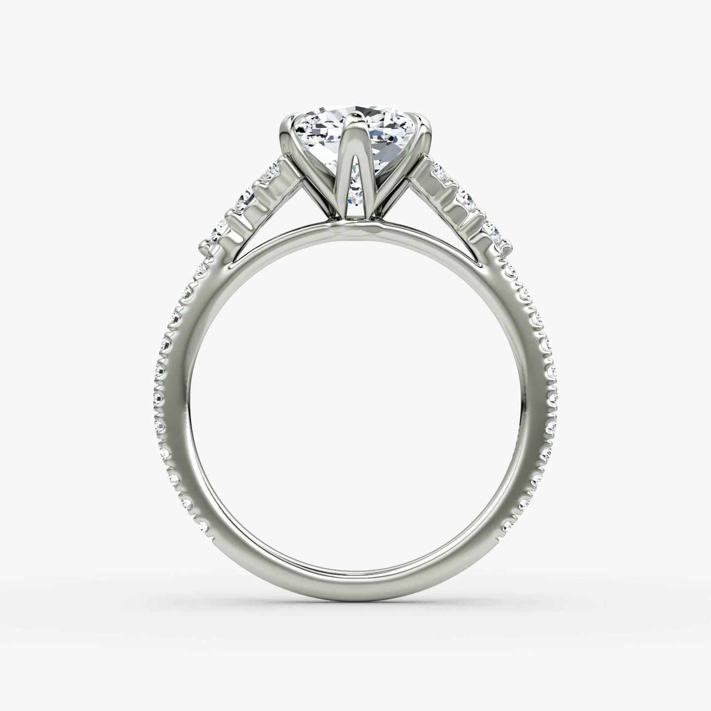 The Round Cluster Heirloom | Cushion | 18k | White Gold | bandAccent: Pavé | diamondOrientation: vertical | caratWeight: other