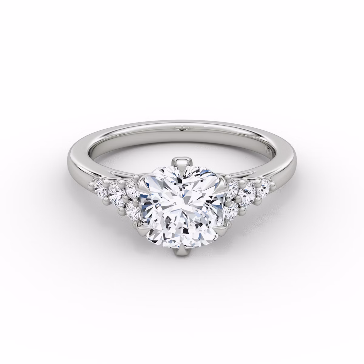 The Round Cluster Heirloom | Cushion | 18k | White Gold | bandAccent: Plain | diamondOrientation: vertical | caratWeight: other
