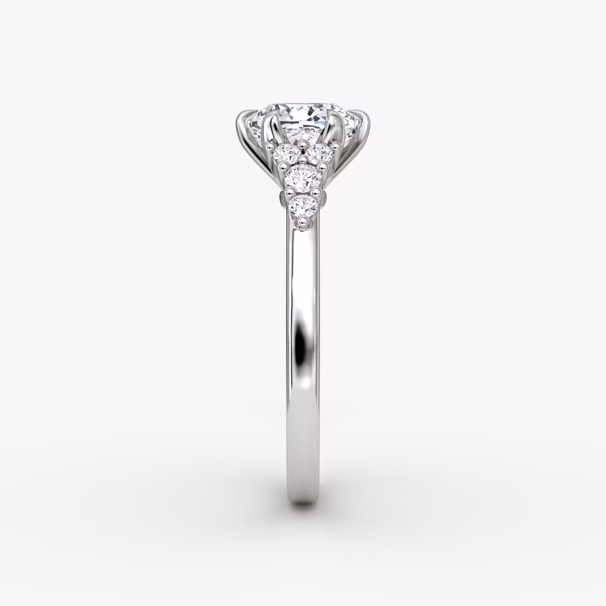 The Round Cluster Heirloom | Cushion | 18k | White Gold | bandAccent: Plain | diamondOrientation: vertical | caratWeight: other