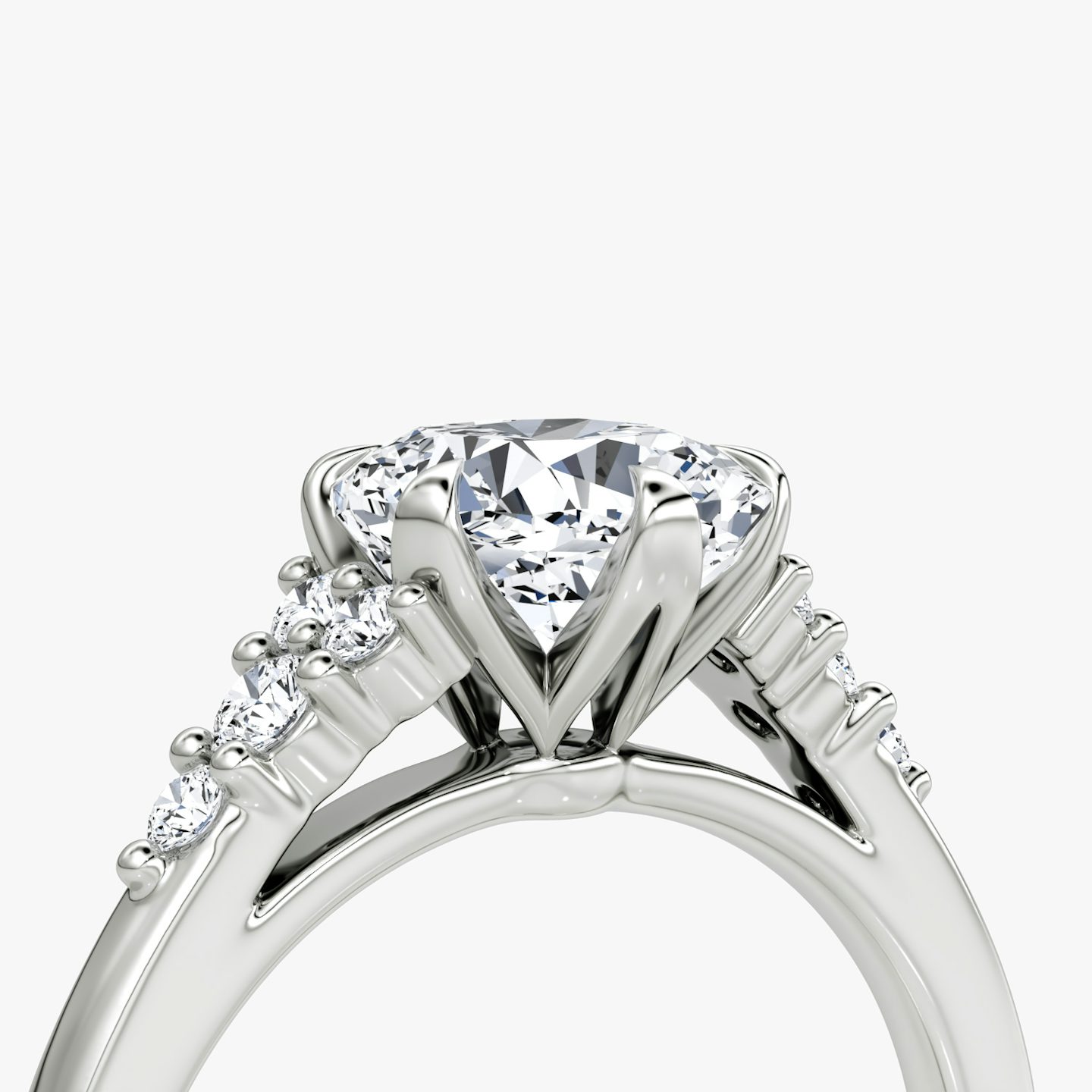 The Round Cluster Heirloom | Cushion | 18k | White Gold | bandAccent: Plain | diamondOrientation: vertical | caratWeight: other