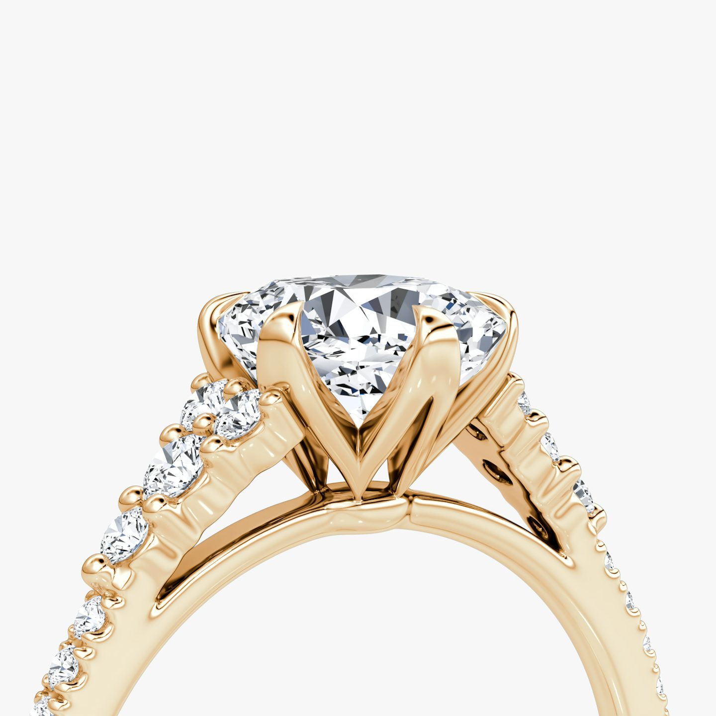 The Round Cluster Heirloom | Cushion | 14k | Rose Gold | bandAccent: Pavé | diamondOrientation: vertical | caratWeight: other
