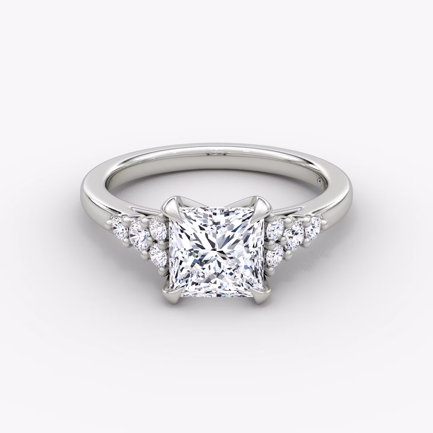 The Round Cluster Heirloom Princess | Platinum