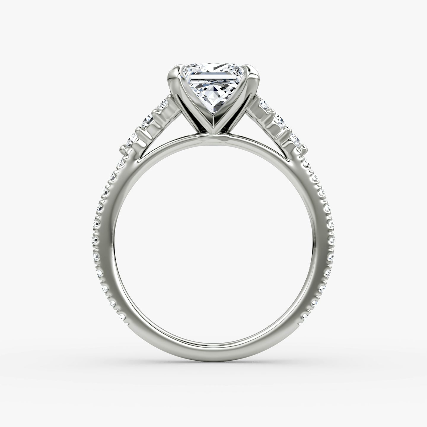 The Round Cluster Heirloom | Princess | 18k | White Gold | bandAccent: Pavé | diamondOrientation: vertical | caratWeight: other