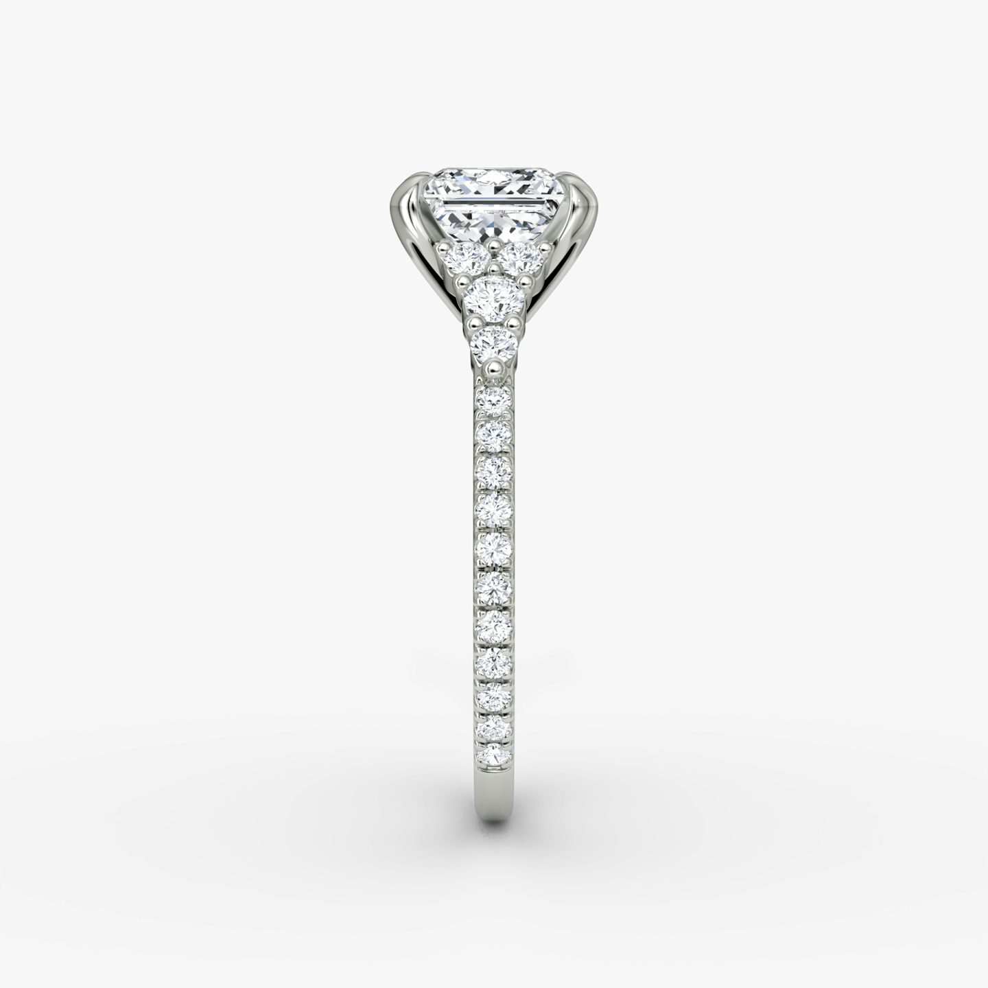 The Round Cluster Heirloom | Princess | 18k | White Gold | bandAccent: Pavé | diamondOrientation: vertical | caratWeight: other