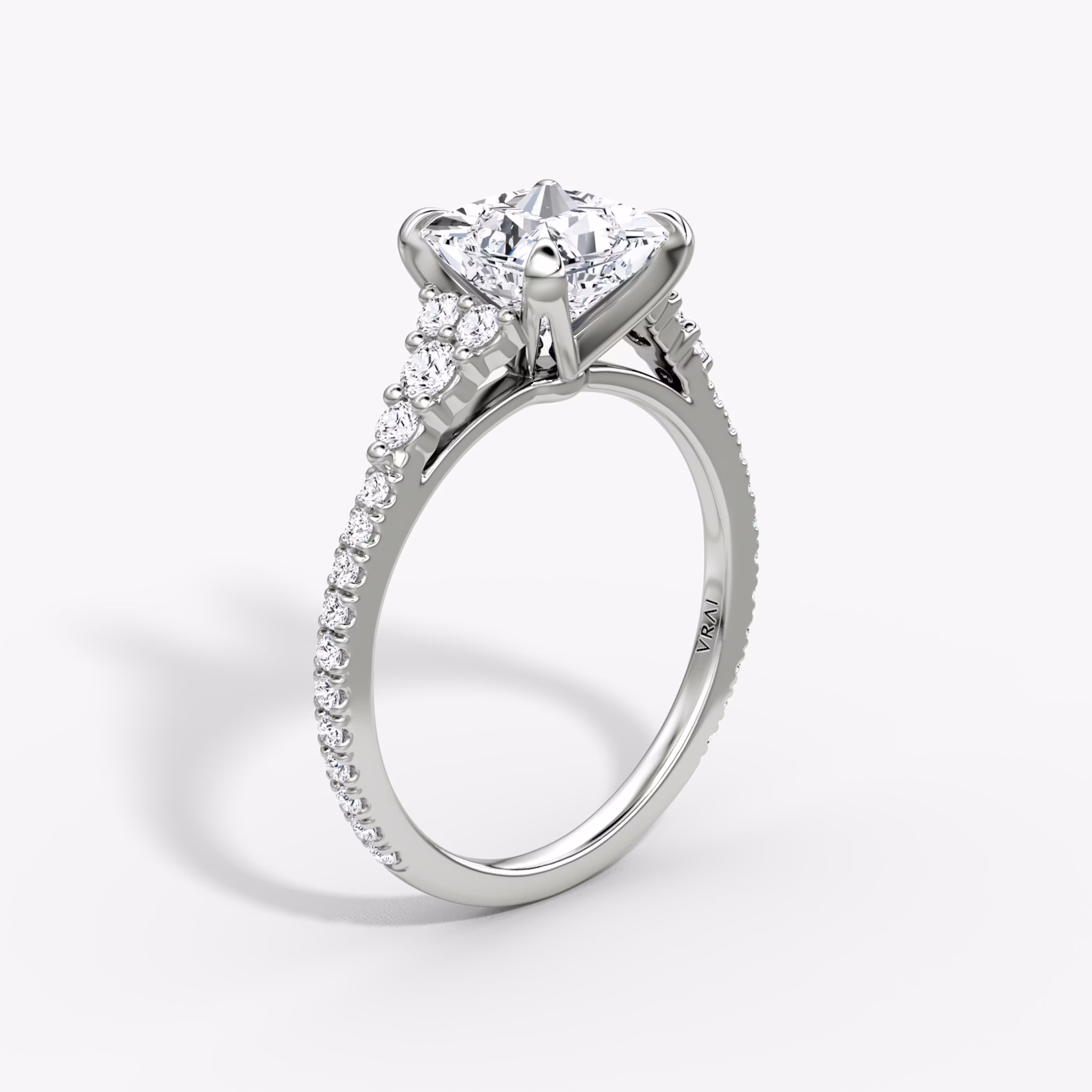The Round Cluster Heirloom | Princess | 18k | White Gold | bandAccent: Pavé | diamondOrientation: vertical | caratWeight: other
