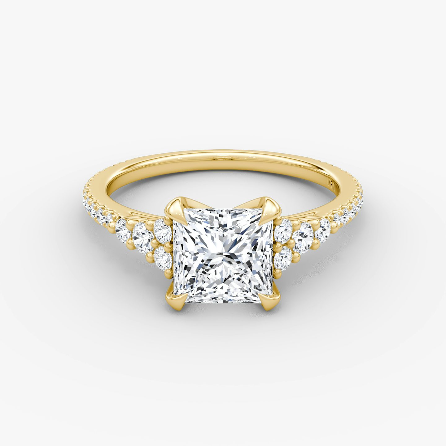 The Round Cluster Heirloom | Princess | 18k | Yellow Gold | bandAccent: Pavé | diamondOrientation: vertical | caratWeight: other