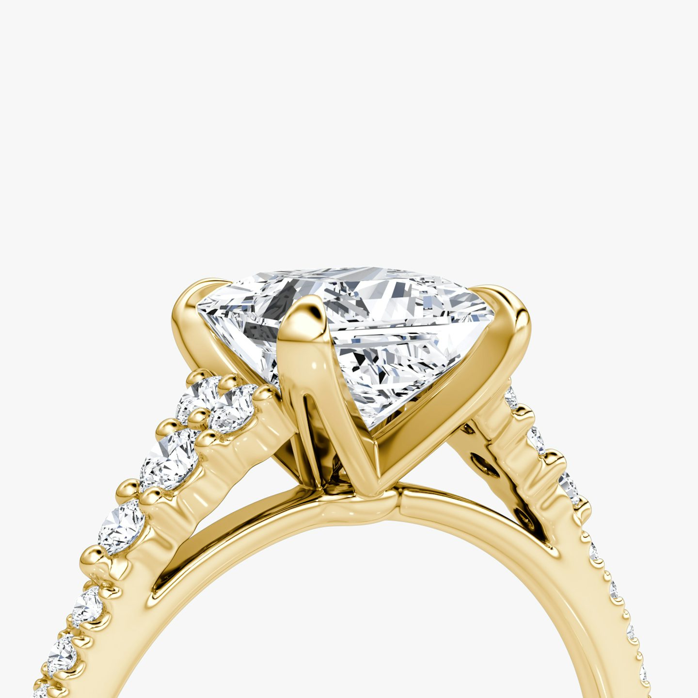 The Round Cluster Heirloom | Princess | 18k | Yellow Gold | bandAccent: Pavé | diamondOrientation: vertical | caratWeight: other