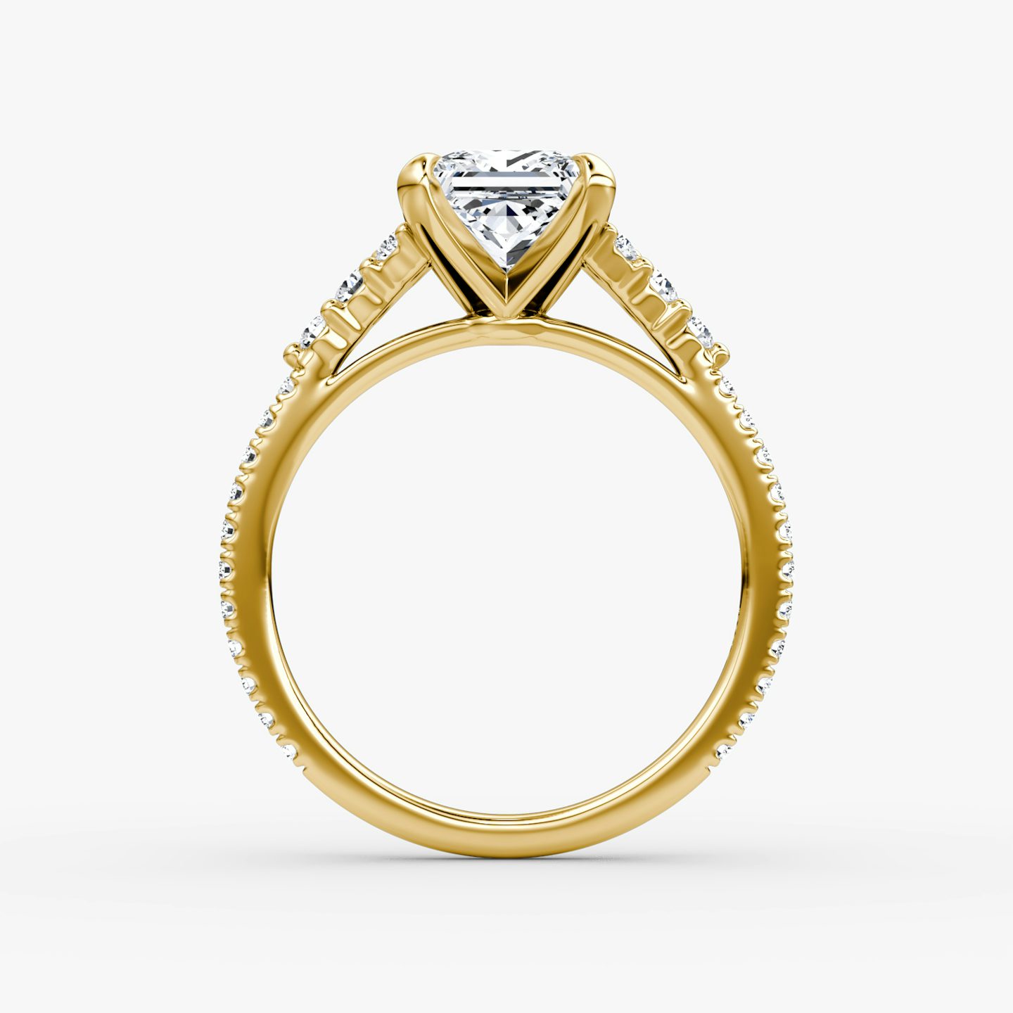 The Round Cluster Heirloom | Princess | 18k | Yellow Gold | bandAccent: Pavé | diamondOrientation: vertical | caratWeight: other