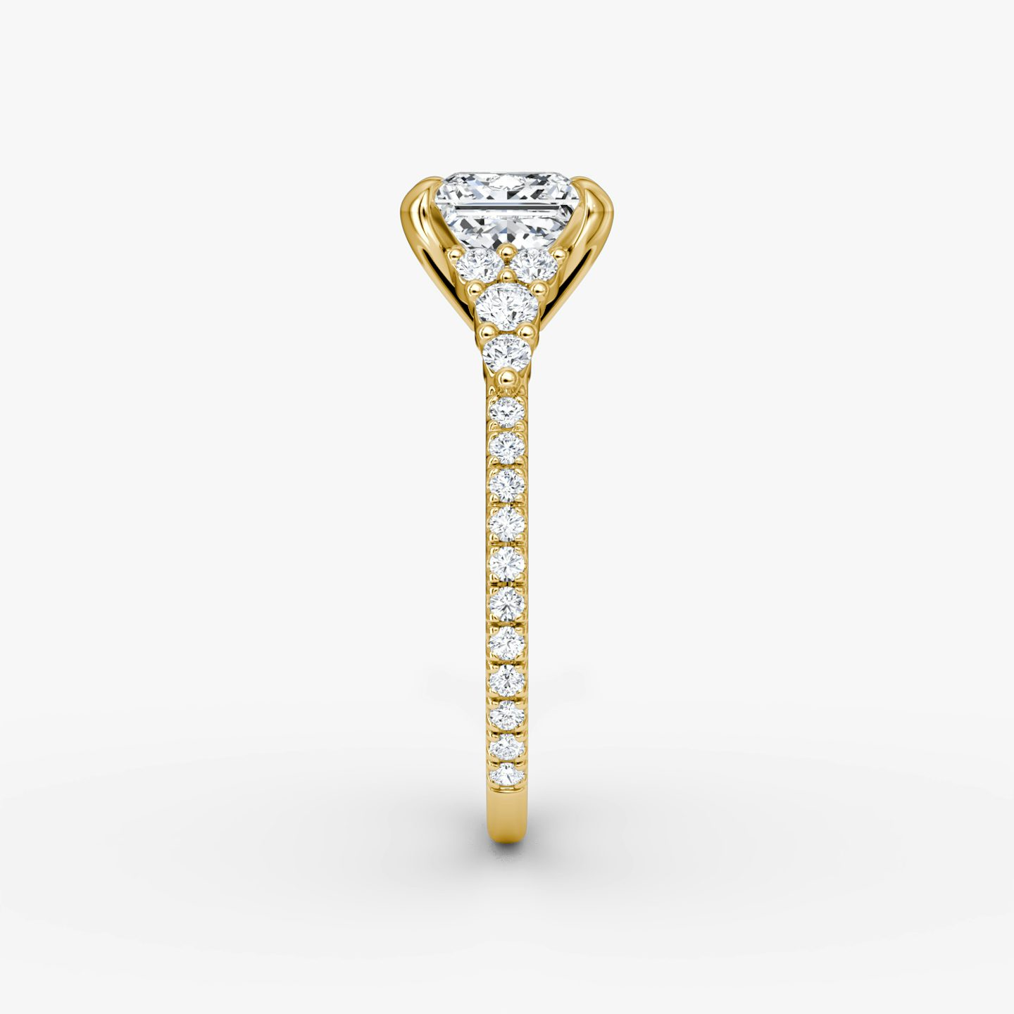 The Round Cluster Heirloom | Princess | 18k | Yellow Gold | bandAccent: Pavé | diamondOrientation: vertical | caratWeight: other