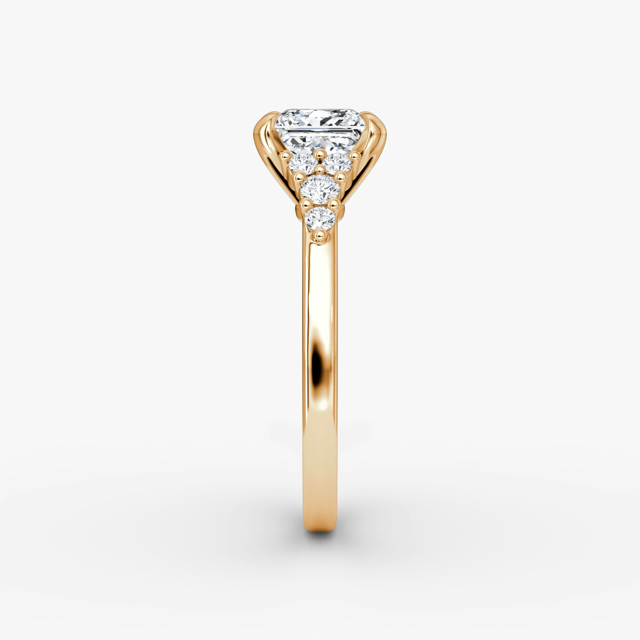 The Round Cluster Heirloom | Princess | 14k | Roségold | bandAccent: Ohne Pavé-Besatz | diamondOrientation: vertical | caratWeight: other