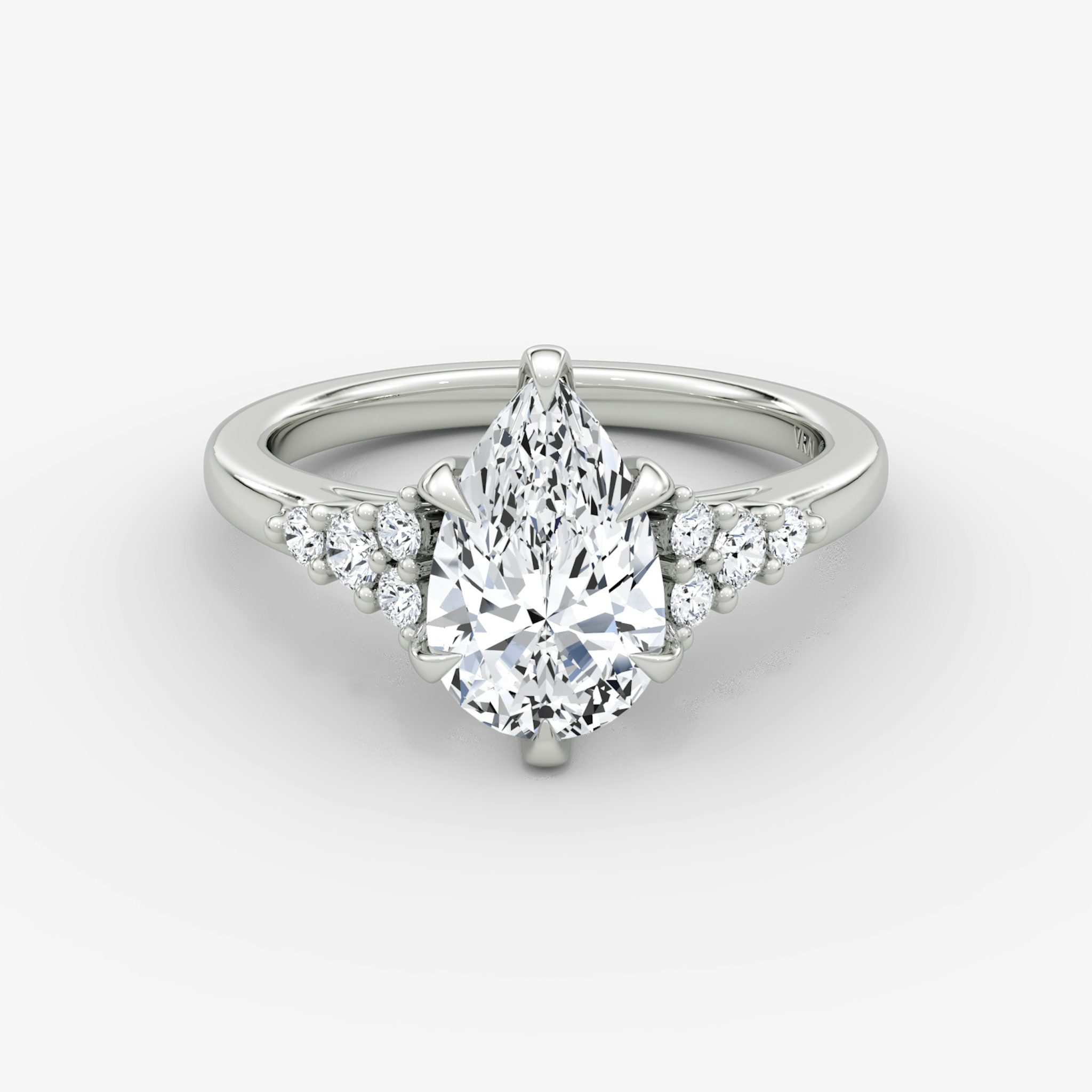 The Round Cluster Heirloom | Tropfen | 18k | Weißgold | bandAccent: Ohne Pavé-Besatz | diamondOrientation: vertical | caratWeight: other