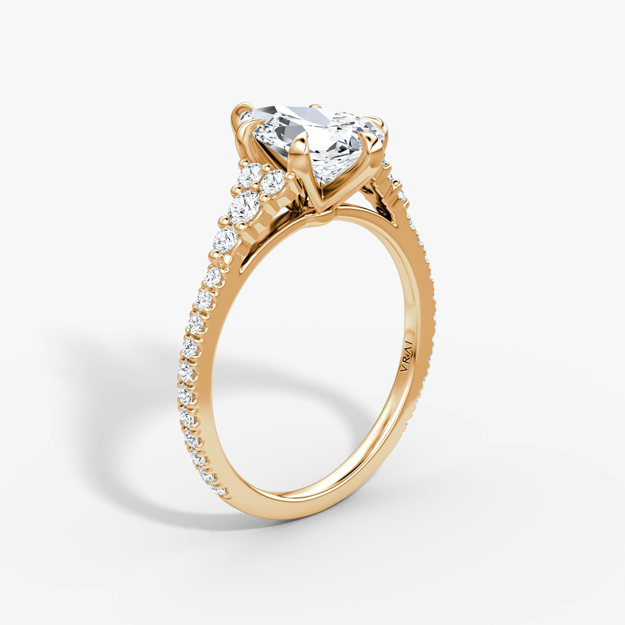 The Round Cluster Heirloom | Tropfen | 14k | Roségold | bandAccent: Mit Pavé-Besatz | diamondOrientation: vertical | caratWeight: other