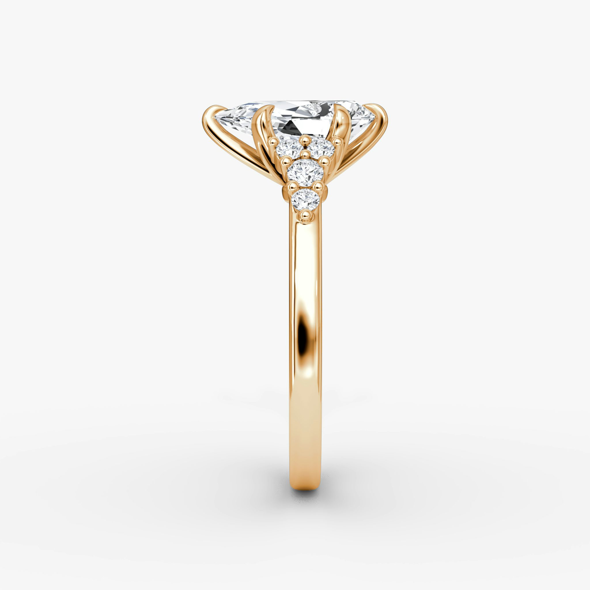 The Round Cluster Heirloom | Tropfen | 14k | Roségold | bandAccent: Ohne Pavé-Besatz | diamondOrientation: vertical | caratWeight: other