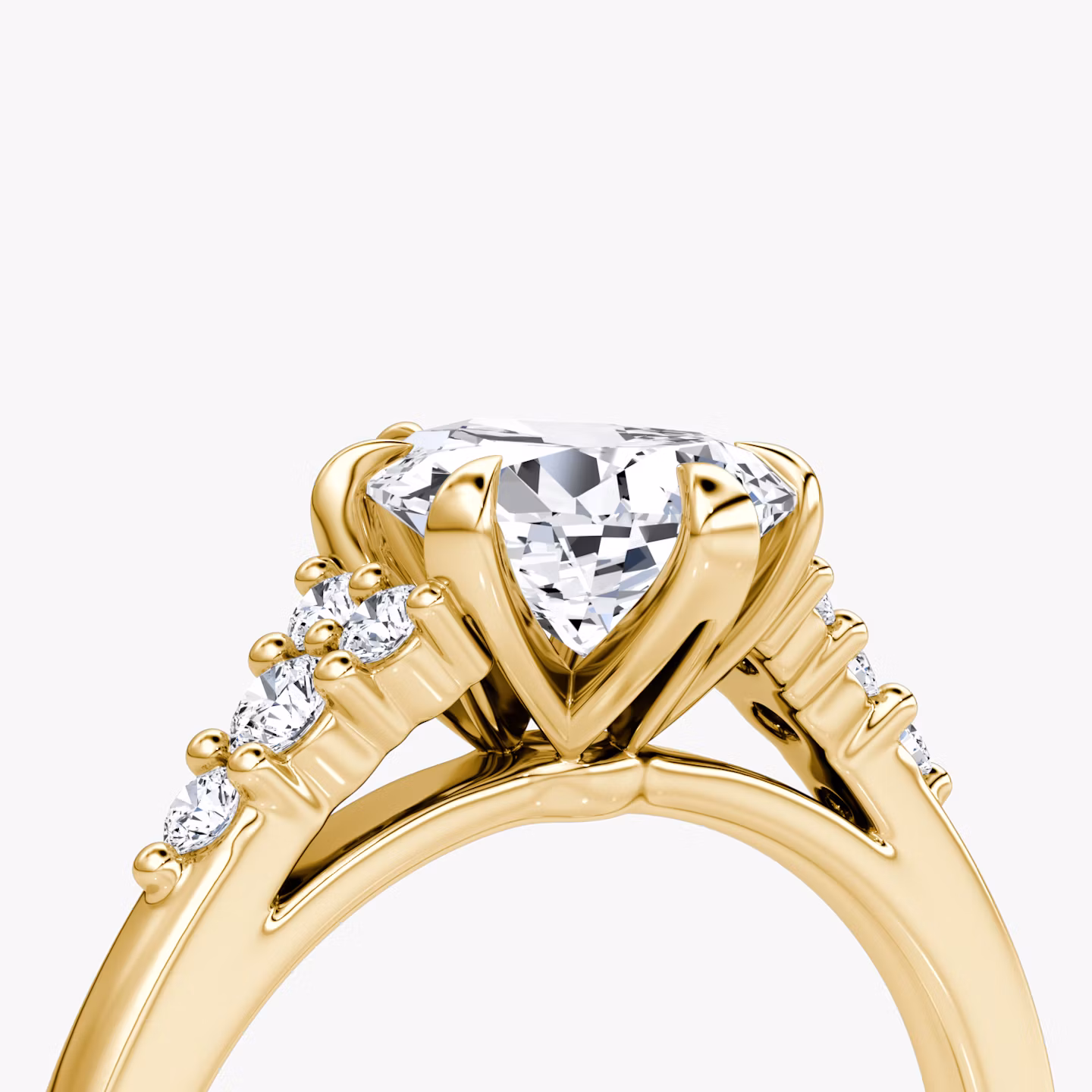 The Round Cluster Heirloom | Pear | 18k | Yellow Gold | bandAccent: Plain | diamondOrientation: vertical | caratWeight: other