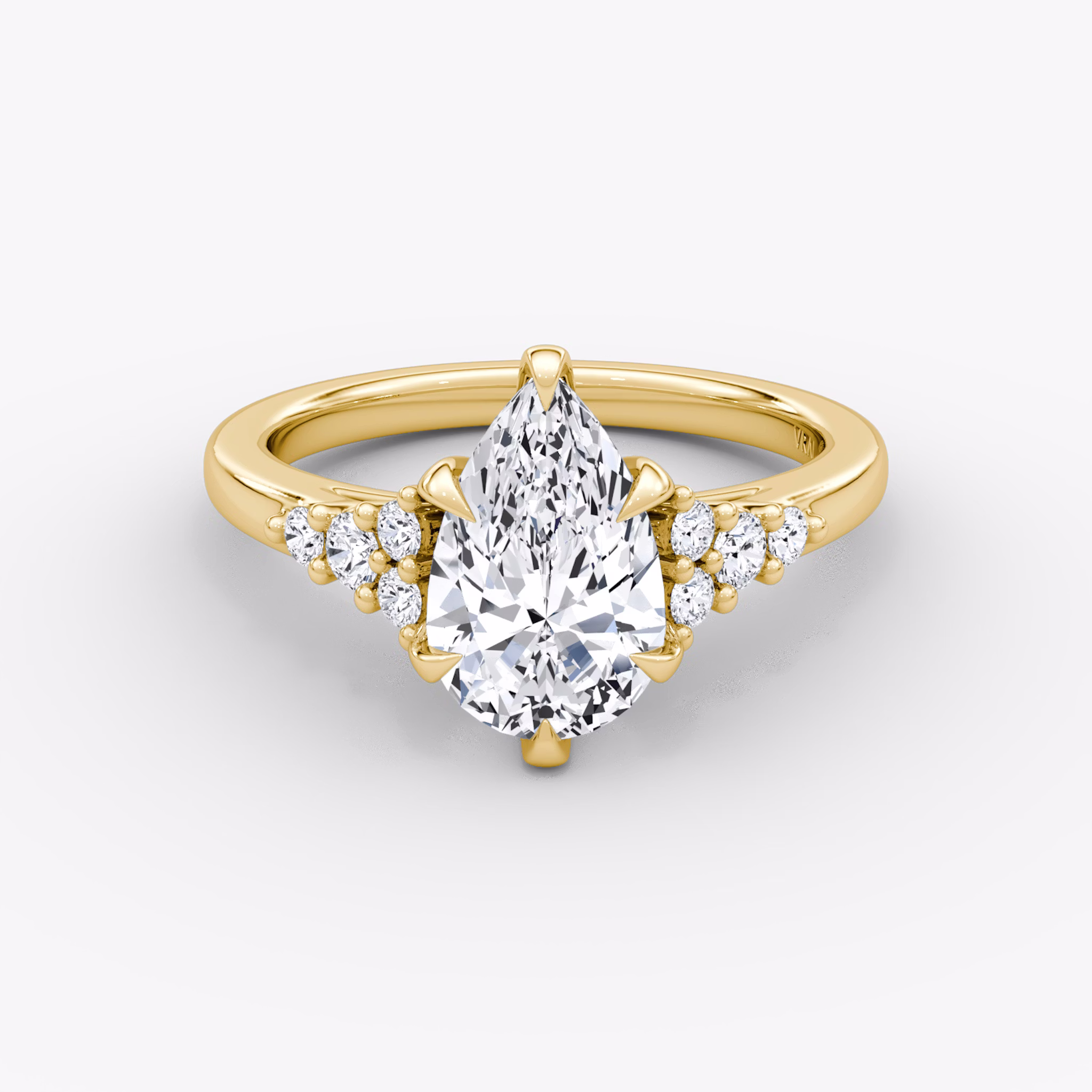 The Round Cluster Heirloom | Tropfen | 18k | Gelbgold | bandAccent: Ohne Pavé-Besatz | diamondOrientation: vertical | caratWeight: other