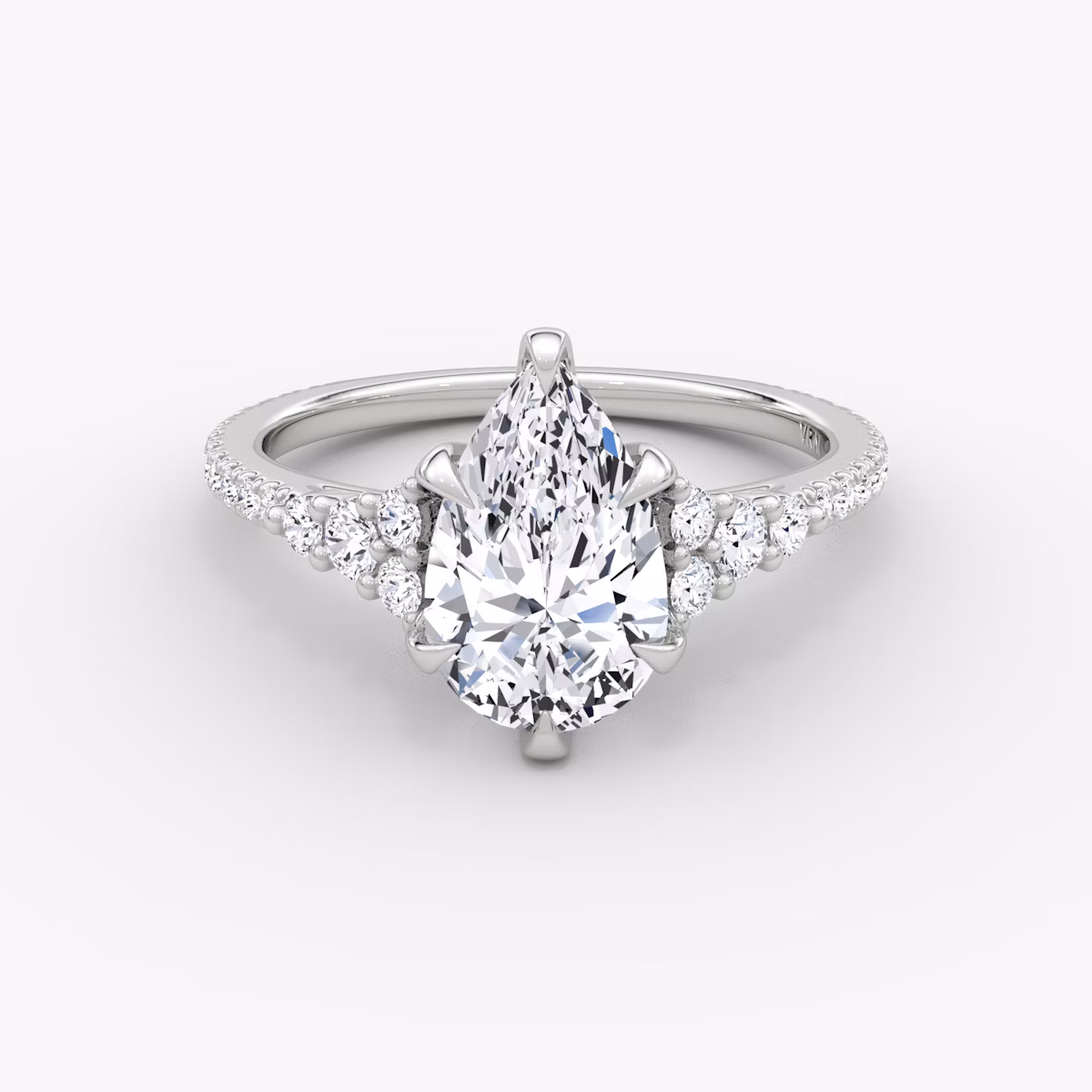 The Round Cluster Heirloom | Pear | 18k | White Gold | bandAccent: Pavé | diamondOrientation: vertical | caratWeight: other