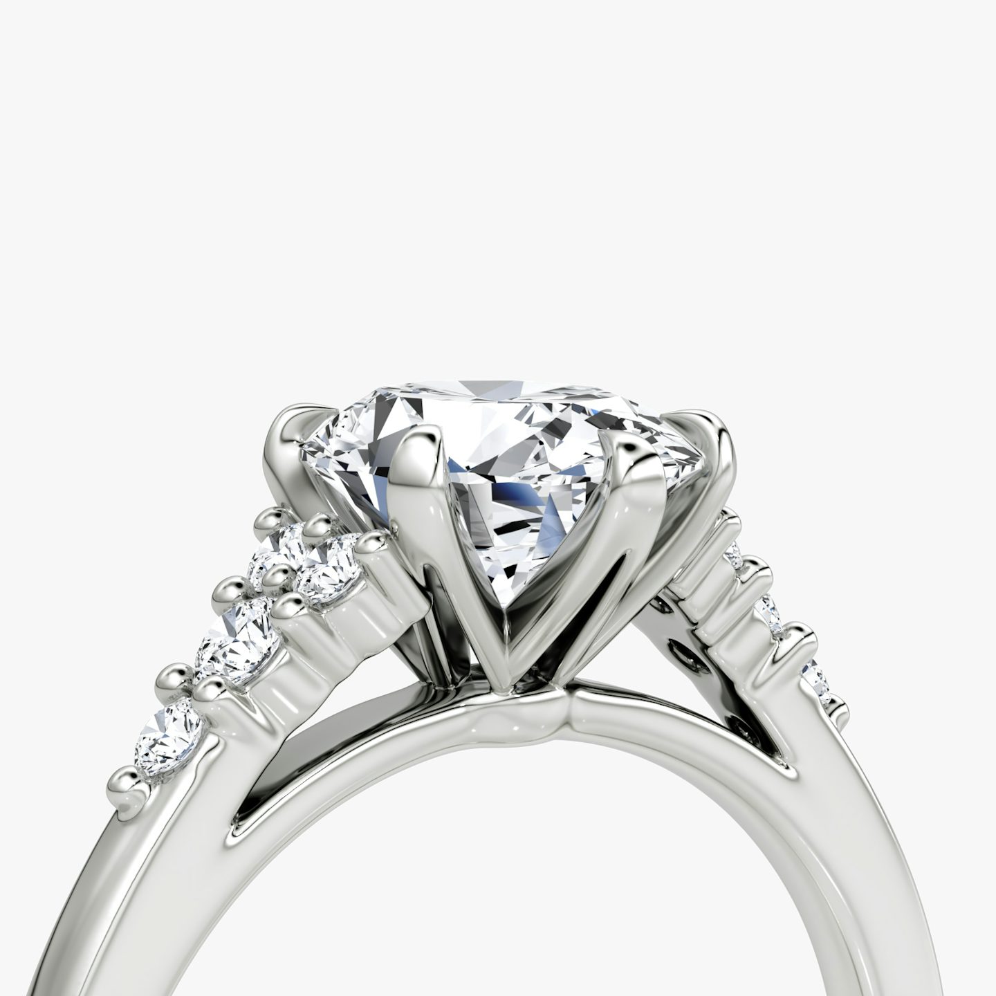The Round Cluster Heirloom | Oval | 18k | White Gold | bandAccent: Plain | diamondOrientation: vertical | caratWeight: other
