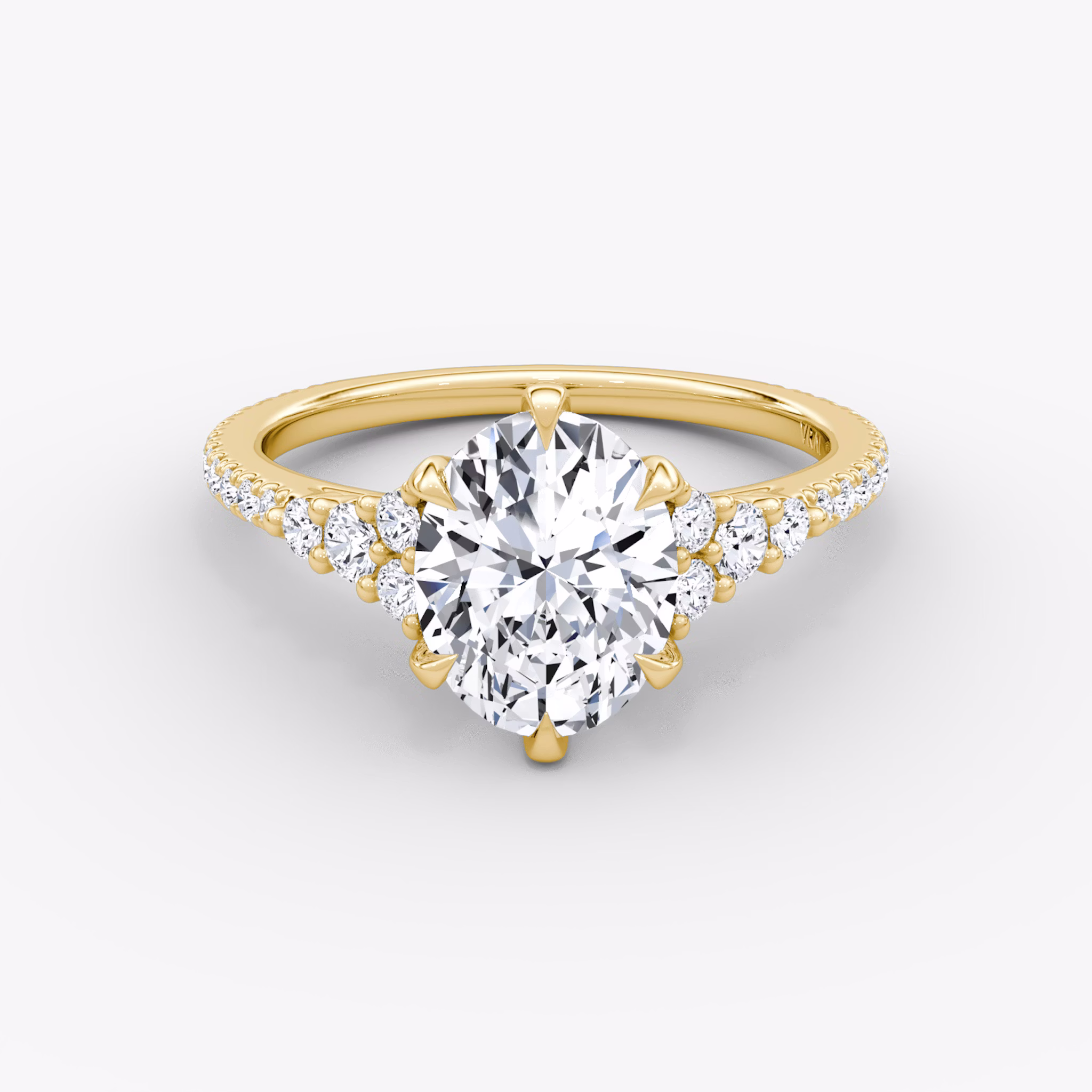 The Round Cluster Heirloom | Oval | 18k | Gelbgold | bandAccent: Mit Pavé-Besatz | diamondOrientation: vertical | caratWeight: other
