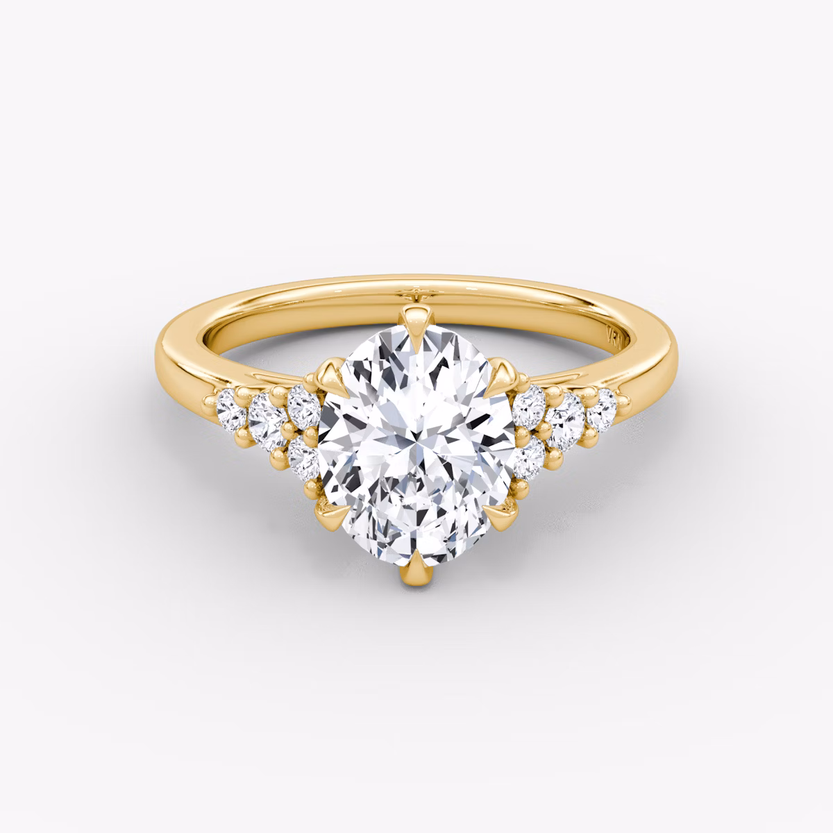 The Round Cluster Heirloom | Oval | 18k | Yellow Gold | bandAccent: Plain | diamondOrientation: vertical | caratWeight: other