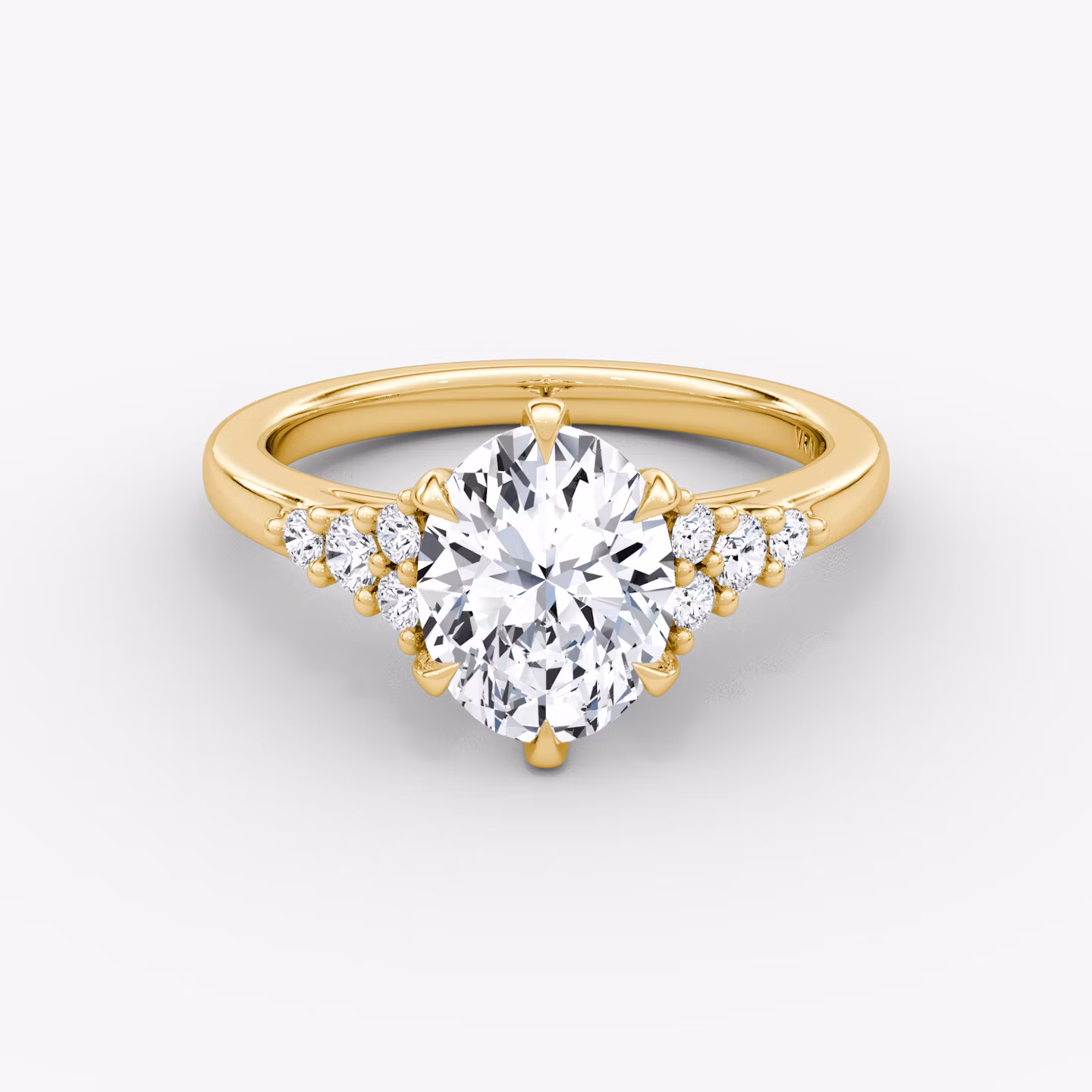 The Round Cluster Heirloom | Oval | 18k | Yellow Gold | bandAccent: Plain | diamondOrientation: vertical | caratWeight: other