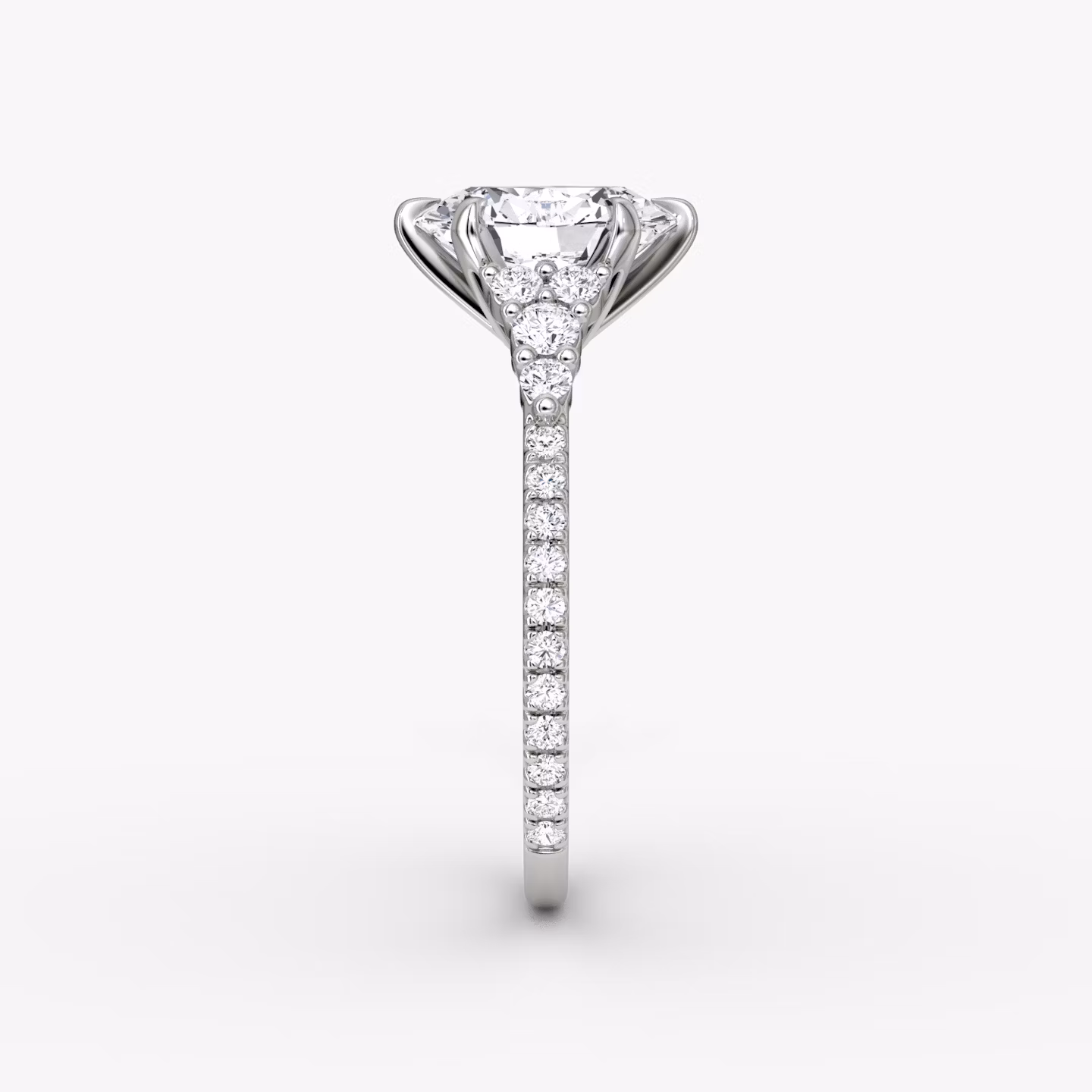 The Round Cluster Heirloom | Oval | Platinum | bandAccent: Pavé | diamondOrientation: vertical | caratWeight: other