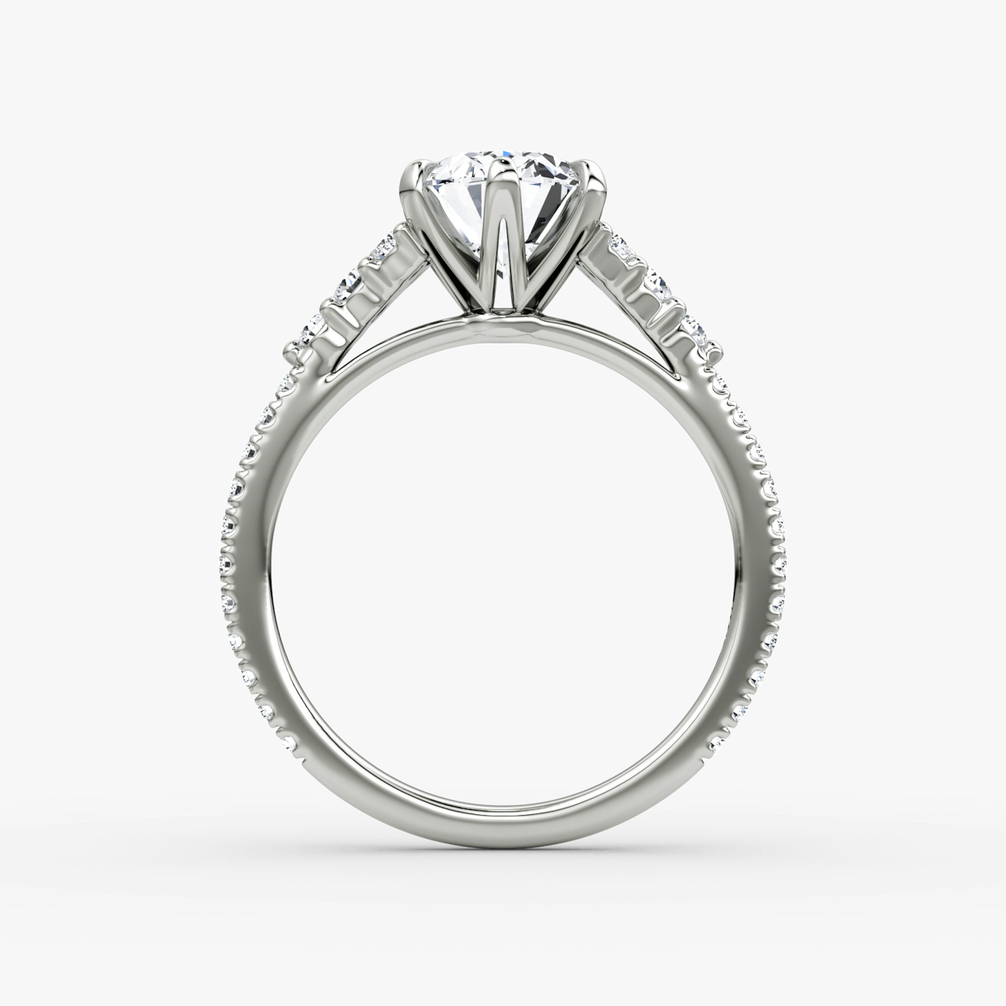 The Round Cluster Heirloom | Oval | Platin | bandAccent: Mit Pavé-Besatz | diamondOrientation: vertical | caratWeight: other