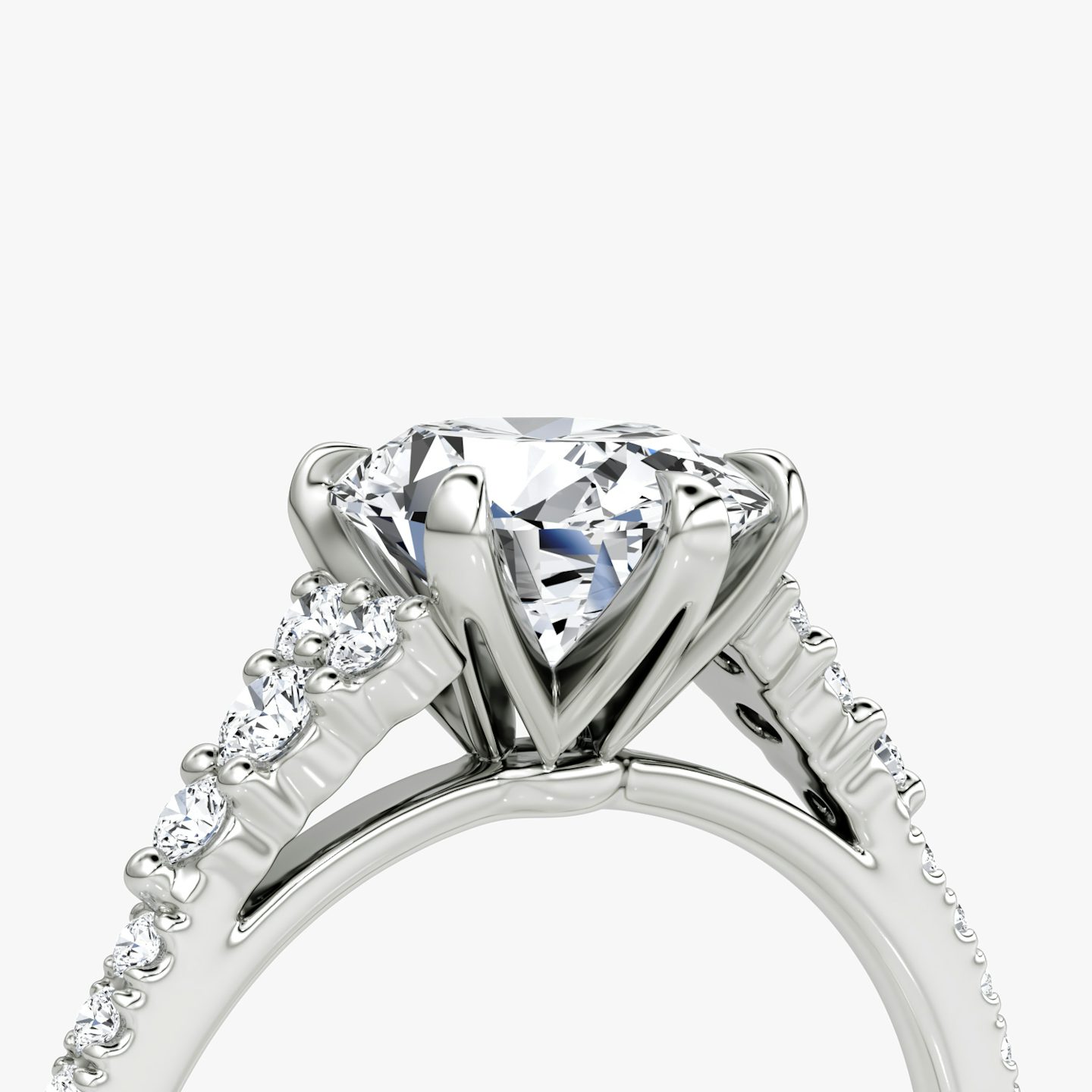 The Round Cluster Heirloom | Oval | Platinum | bandAccent: Pavé | diamondOrientation: vertical | caratWeight: other