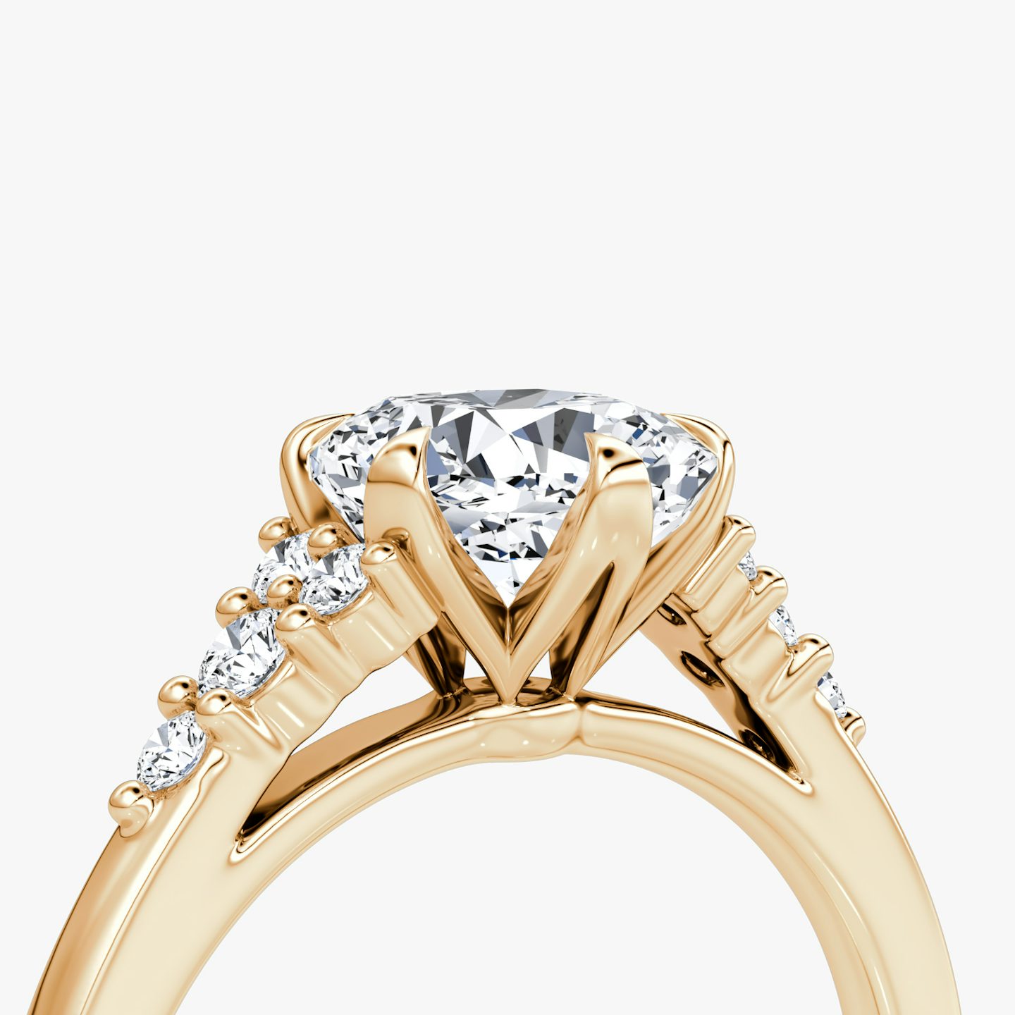 The Round Cluster Heirloom | Cushion | 14k | Rose Gold | bandAccent: Plain | diamondOrientation: vertical | caratWeight: other
