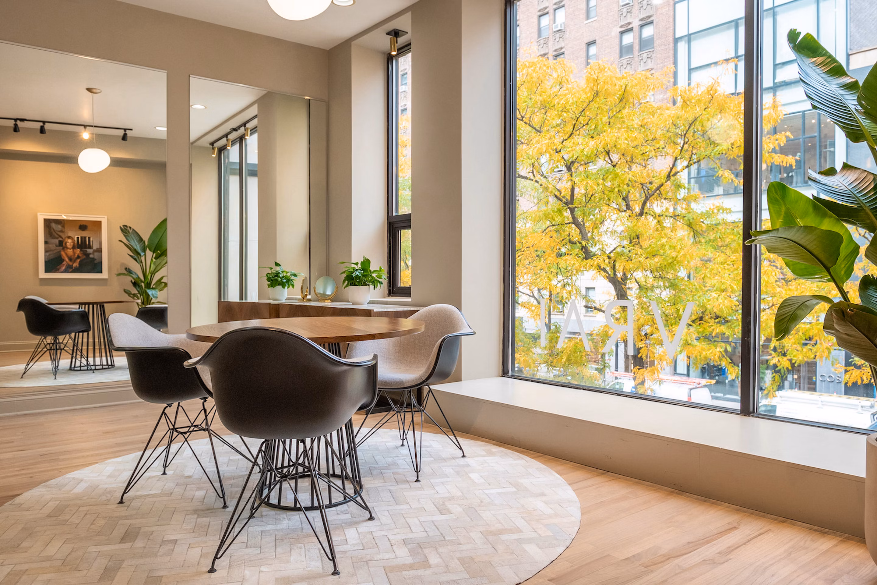 The Ultimate Buyer’s Guide to Engagement Rings in Chicago