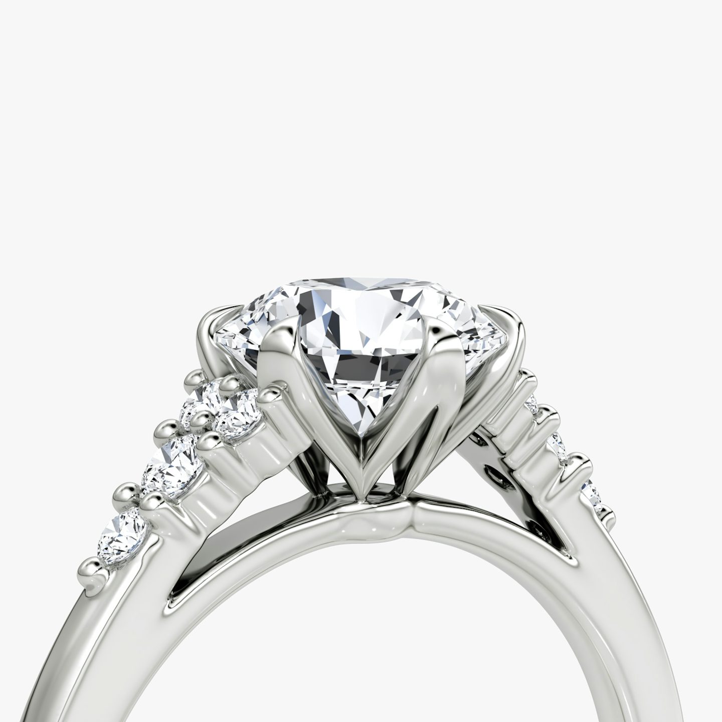 The Round Cluster Heirloom | Round Brilliant | Platinum | bandAccent: Plain | caratWeight: other | diamondOrientation: vertical