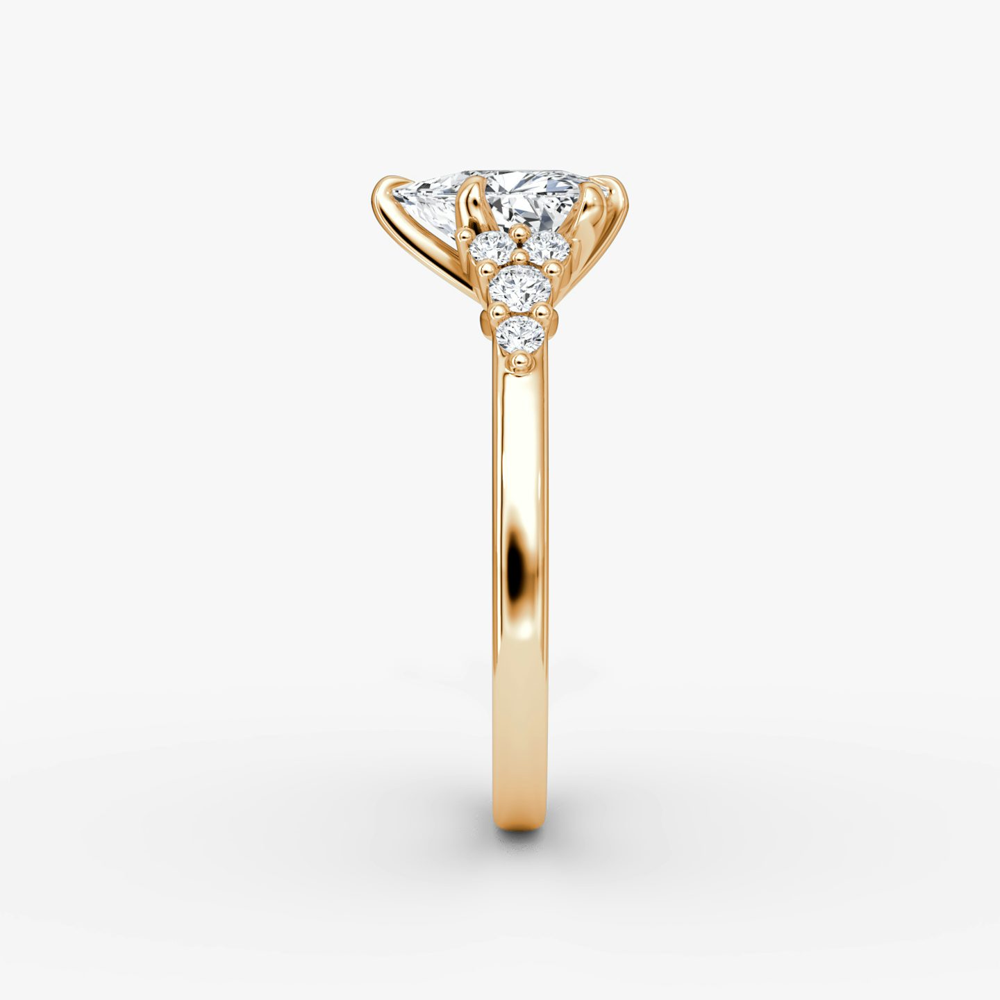 The Round Cluster Heirloom | Trillion | 14k | Rose Gold | bandAccent: Plain | diamondOrientation: vertical | caratWeight: other