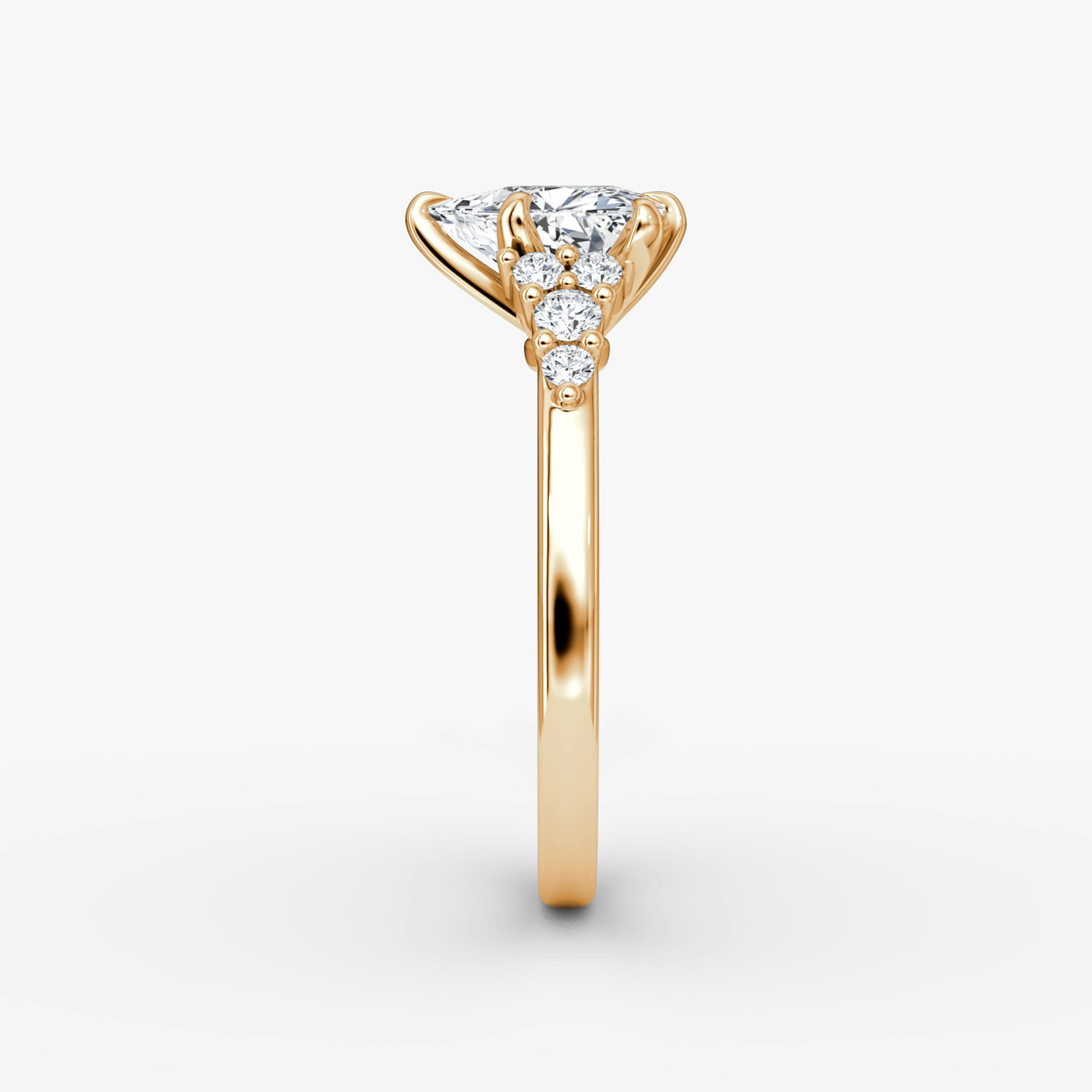The Round Cluster Heirloom | Trillant | 14k | Roségold | bandAccent: Ohne Pavé-Besatz | diamondOrientation: vertical | caratWeight: other