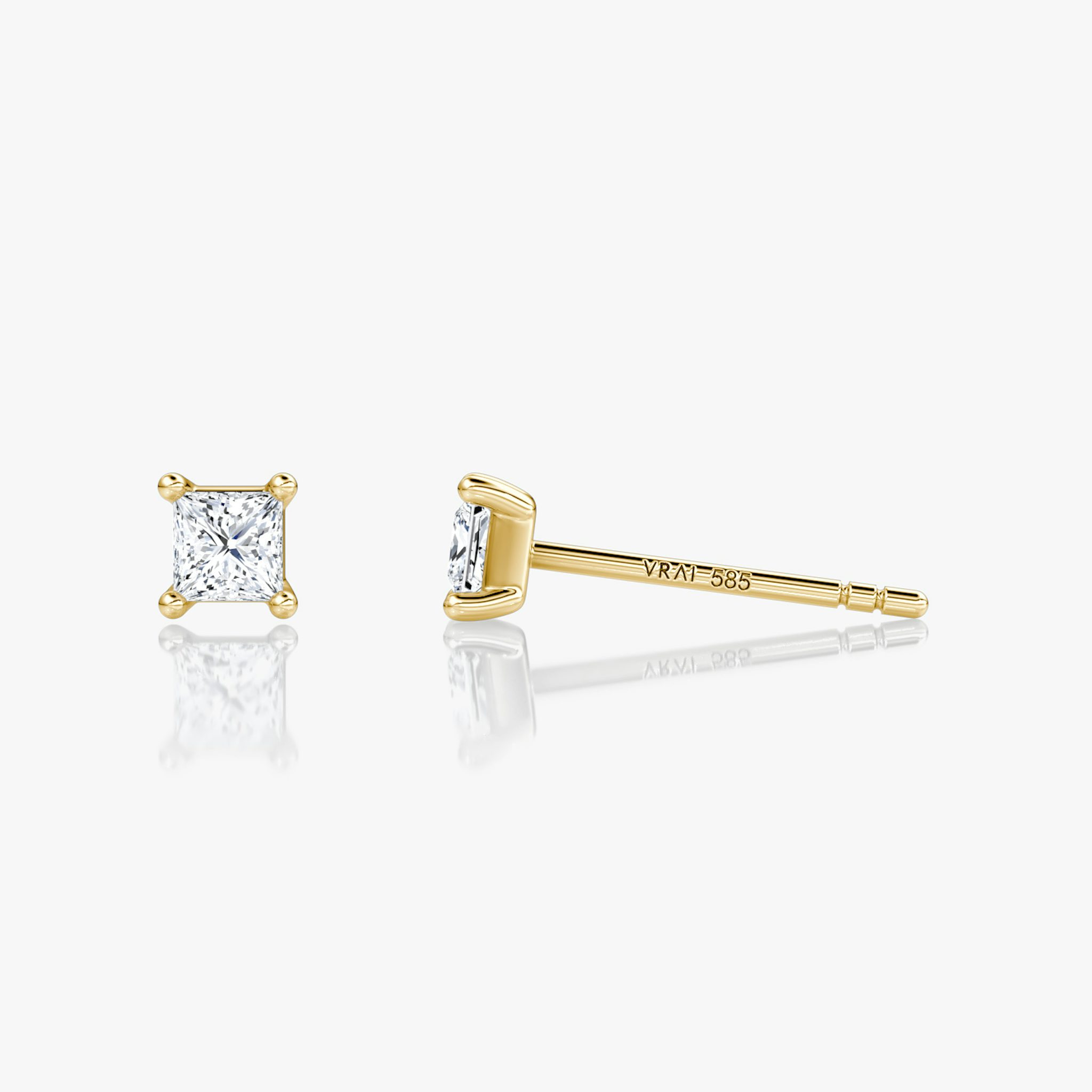 Petite Solitaire Stud | Princess | 14k | Yellow Gold
