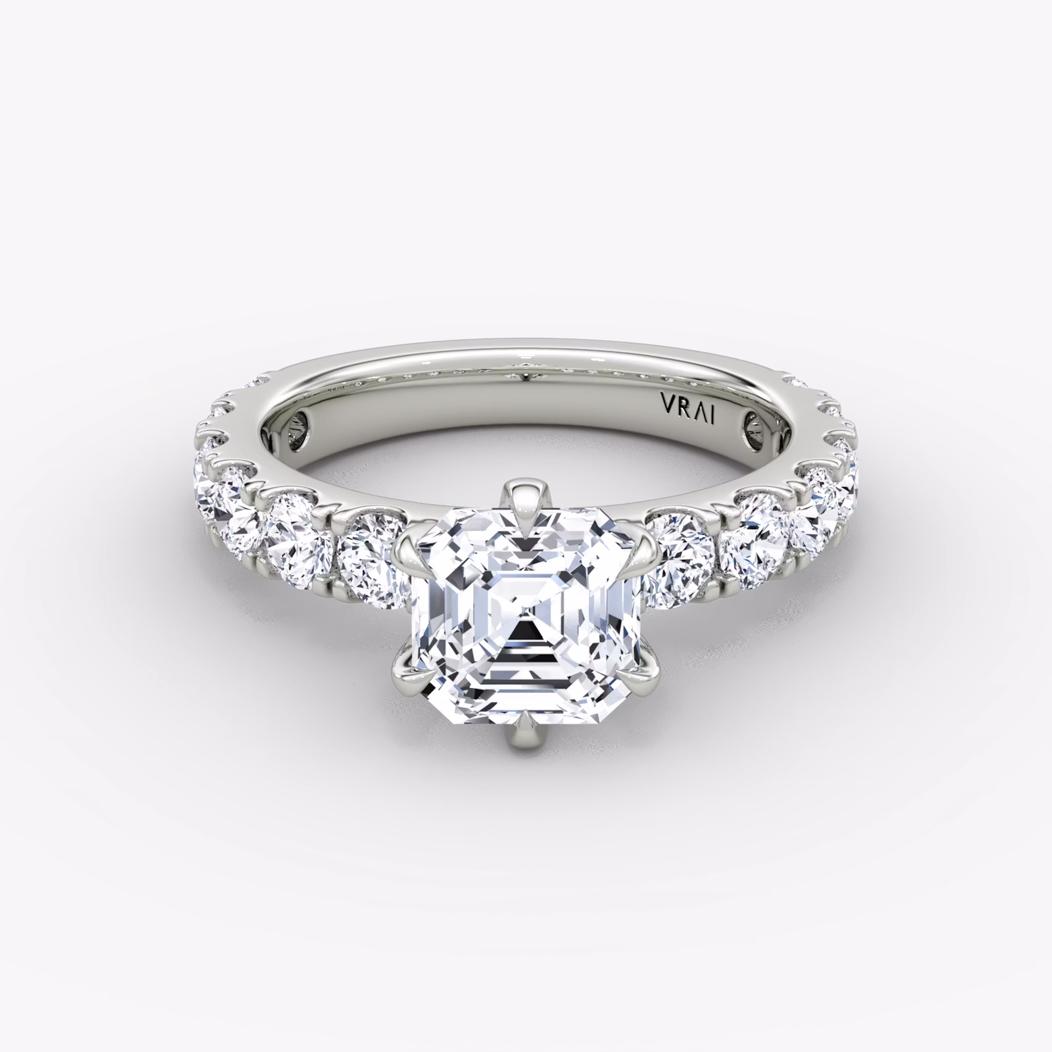 The Amour Eternity Asscher | Platinum