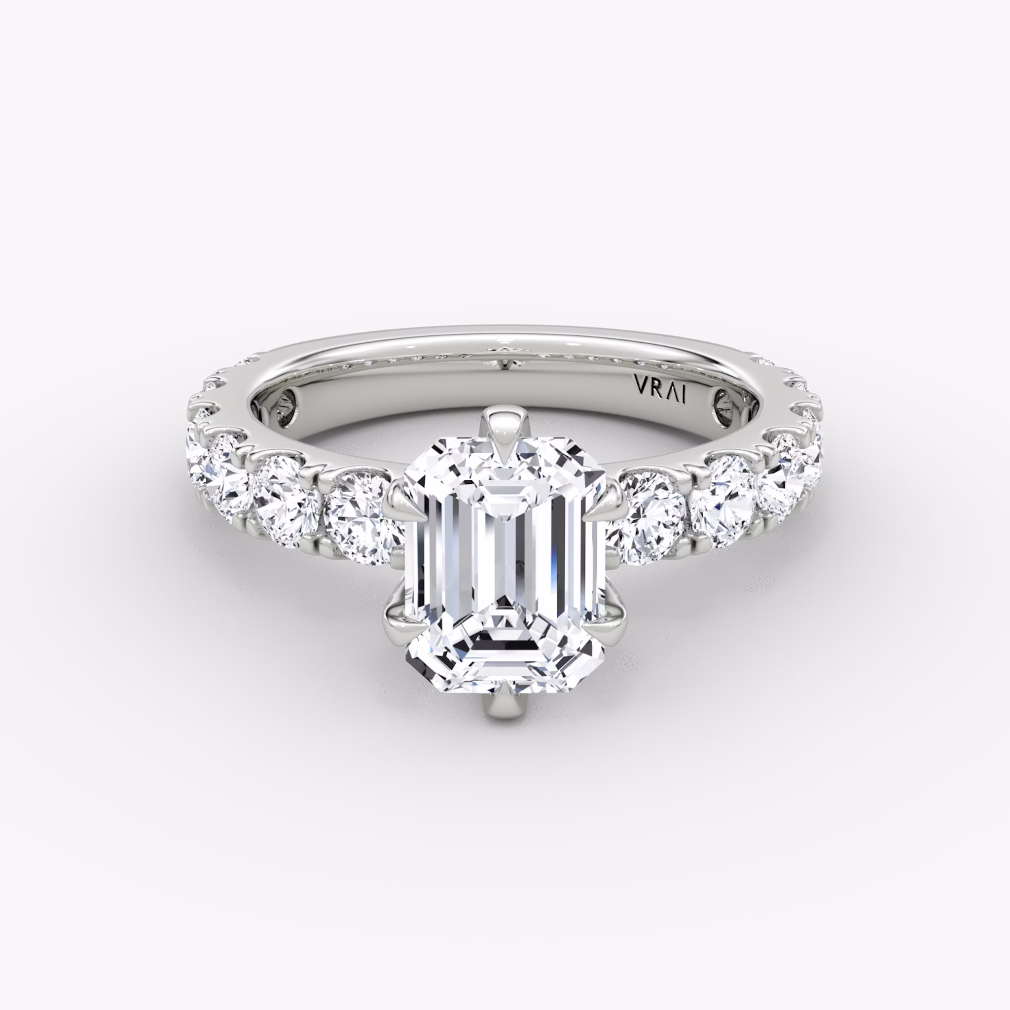 The Amour Eternity | Emerald | 18k | White Gold | bandAccent: Plain | diamondOrientation: vertical | caratWeight: other