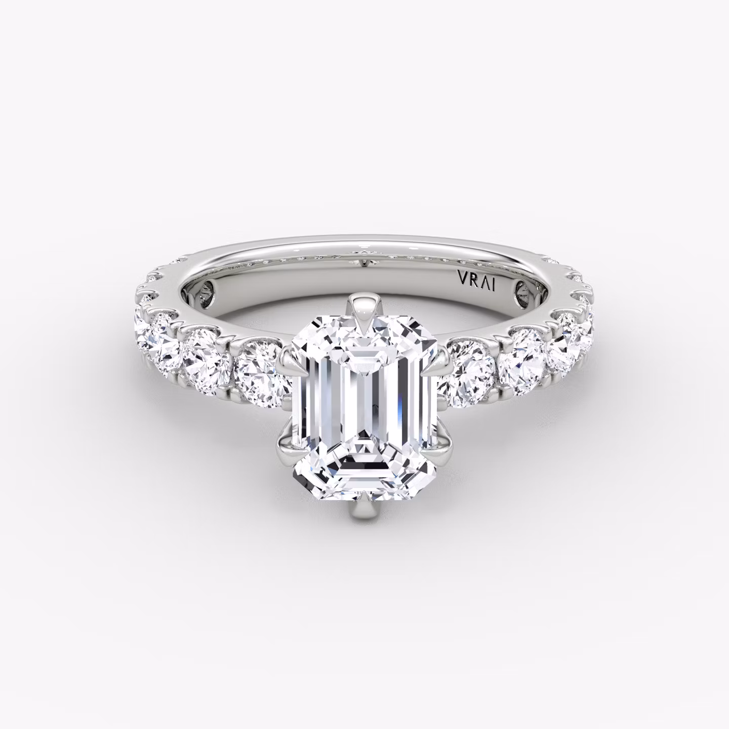 The Amour Eternity | Emerald | Platinum | bandAccent: Plain | diamondOrientation: vertical | caratWeight: other