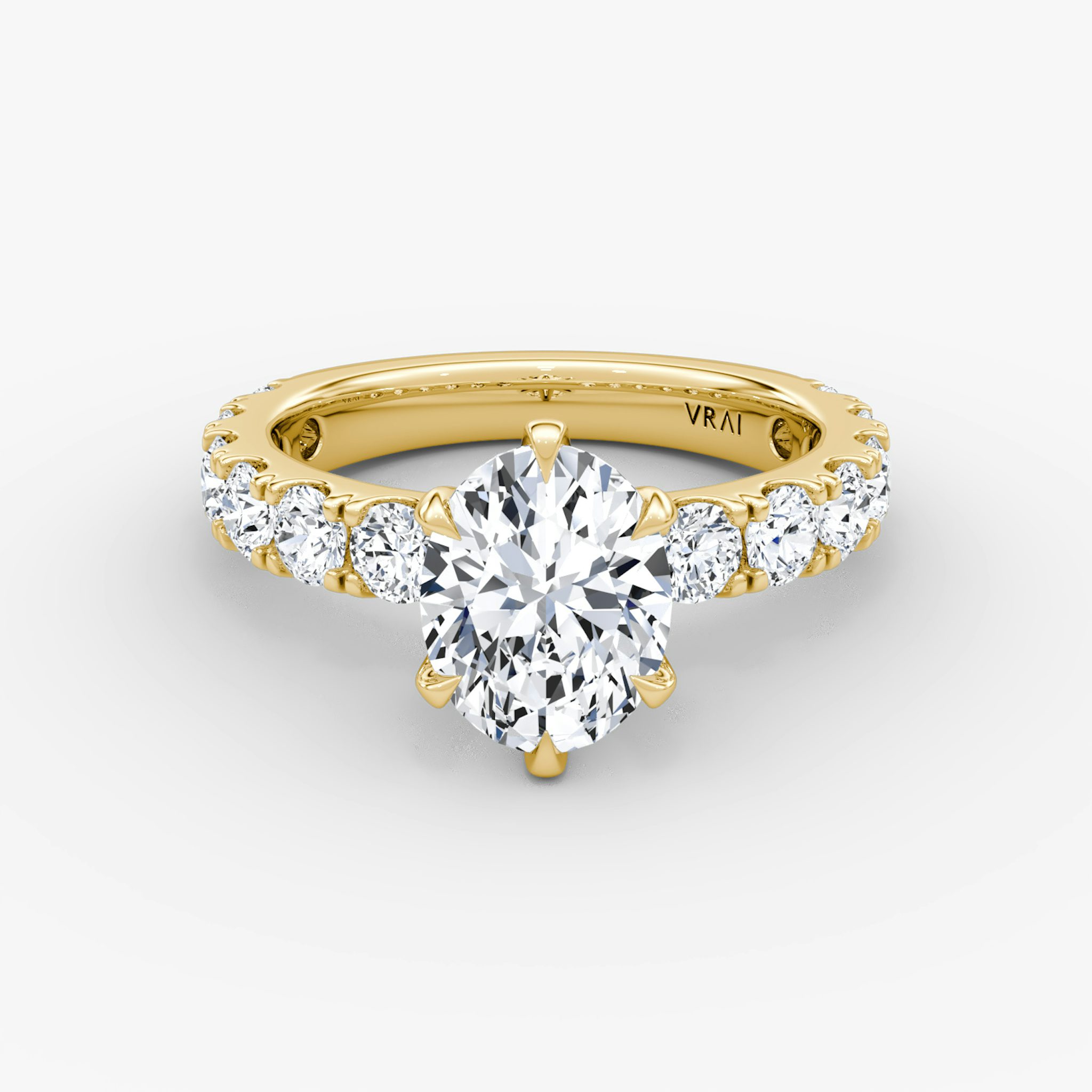 The Amour Eternity | Oval | 18k | Yellow Gold | bandAccent: Plain | diamondOrientation: vertical | caratWeight: other