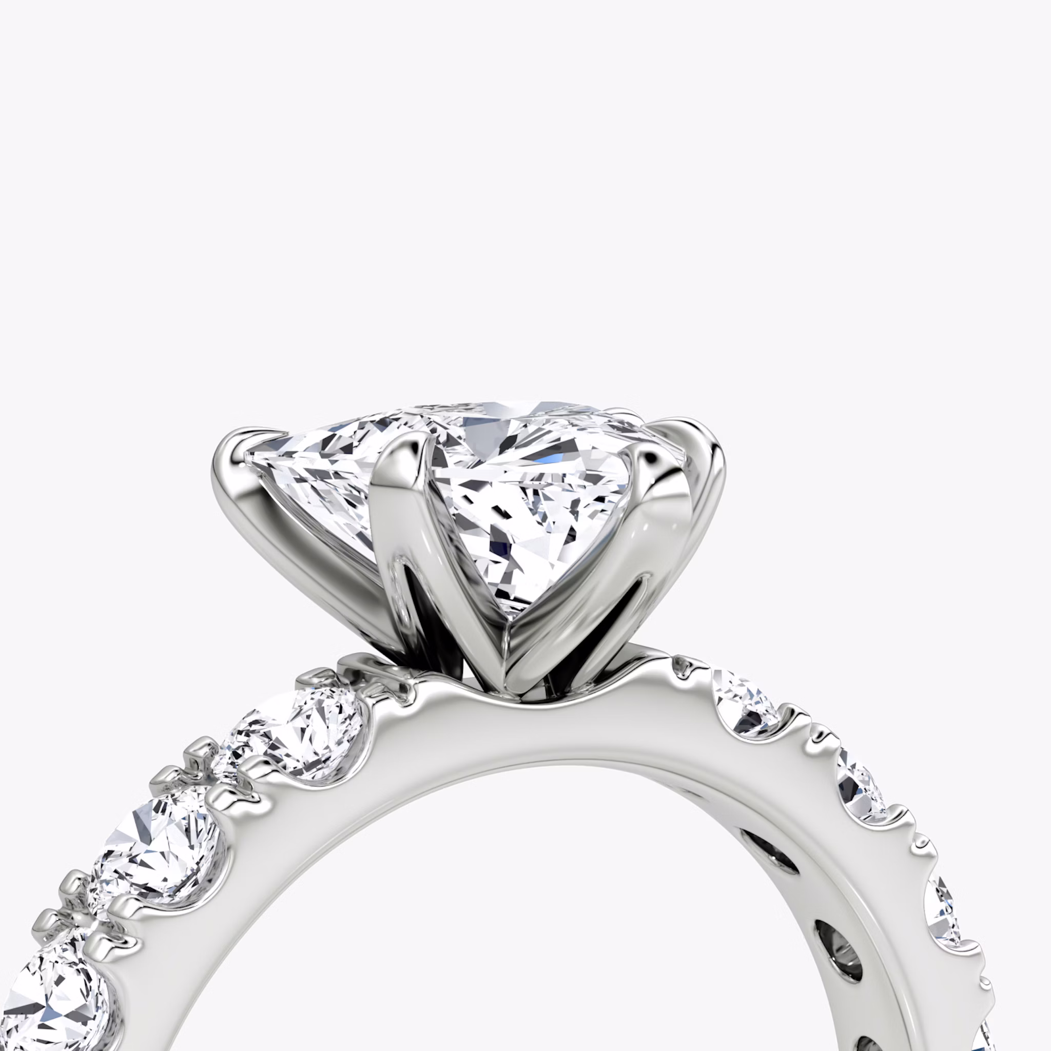 The Amour Eternity | Trillion | Platinum | bandAccent: Plain | diamondOrientation: vertical | caratWeight: other