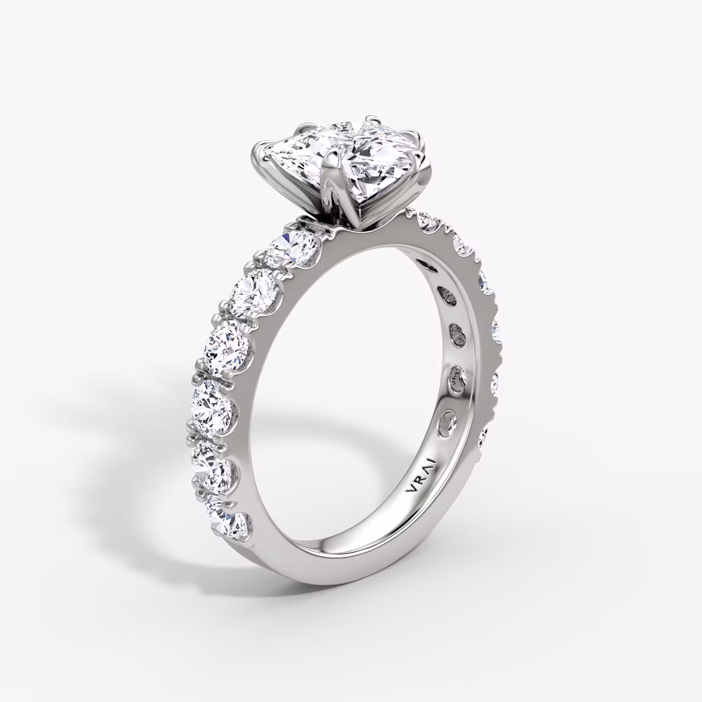 The Amour Eternity | Trillion | Platinum | bandAccent: Plain | diamondOrientation: vertical | caratWeight: other