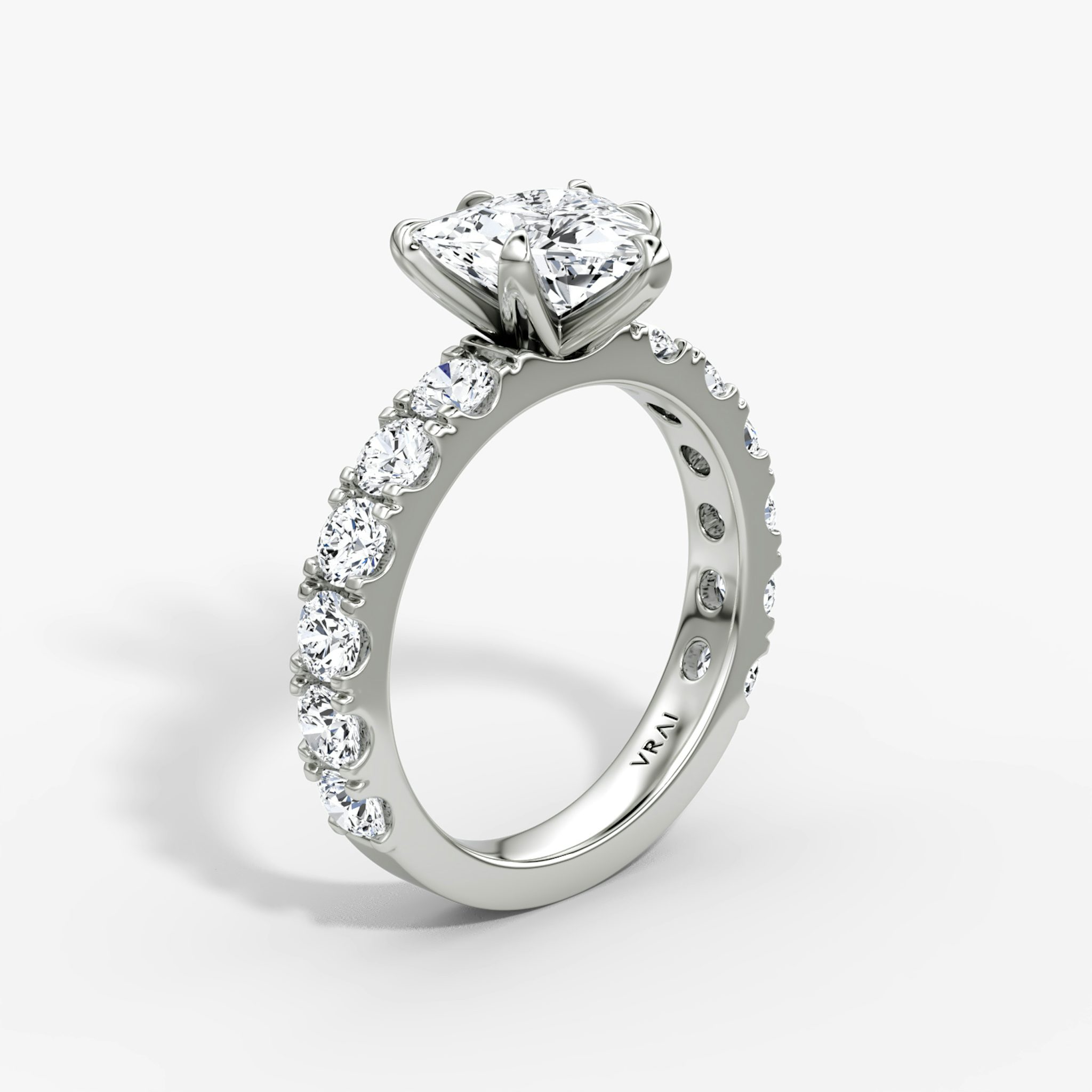 The Amour Eternity | Trillion | Platinum | bandAccent: Plain | diamondOrientation: vertical | caratWeight: other