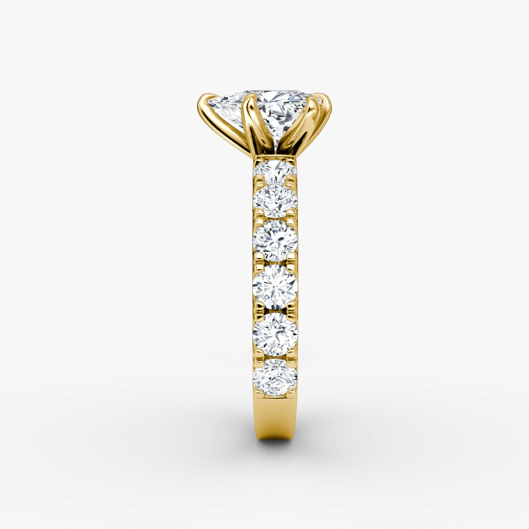 The Amour Eternity | Trillion | 18k | Yellow Gold | bandAccent: Plain | diamondOrientation: vertical | caratWeight: other