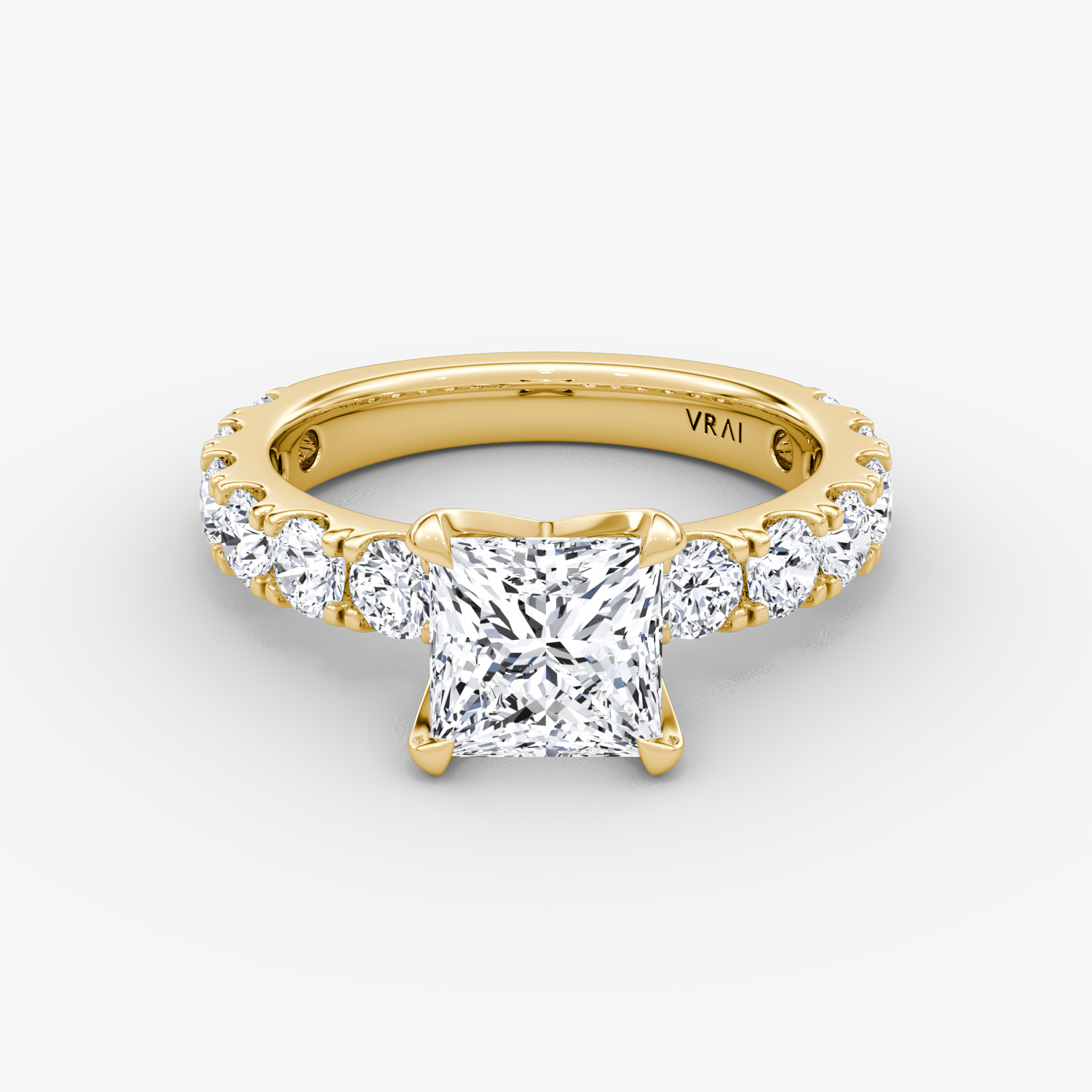 The Amour Eternity Princess | Yellow Gold