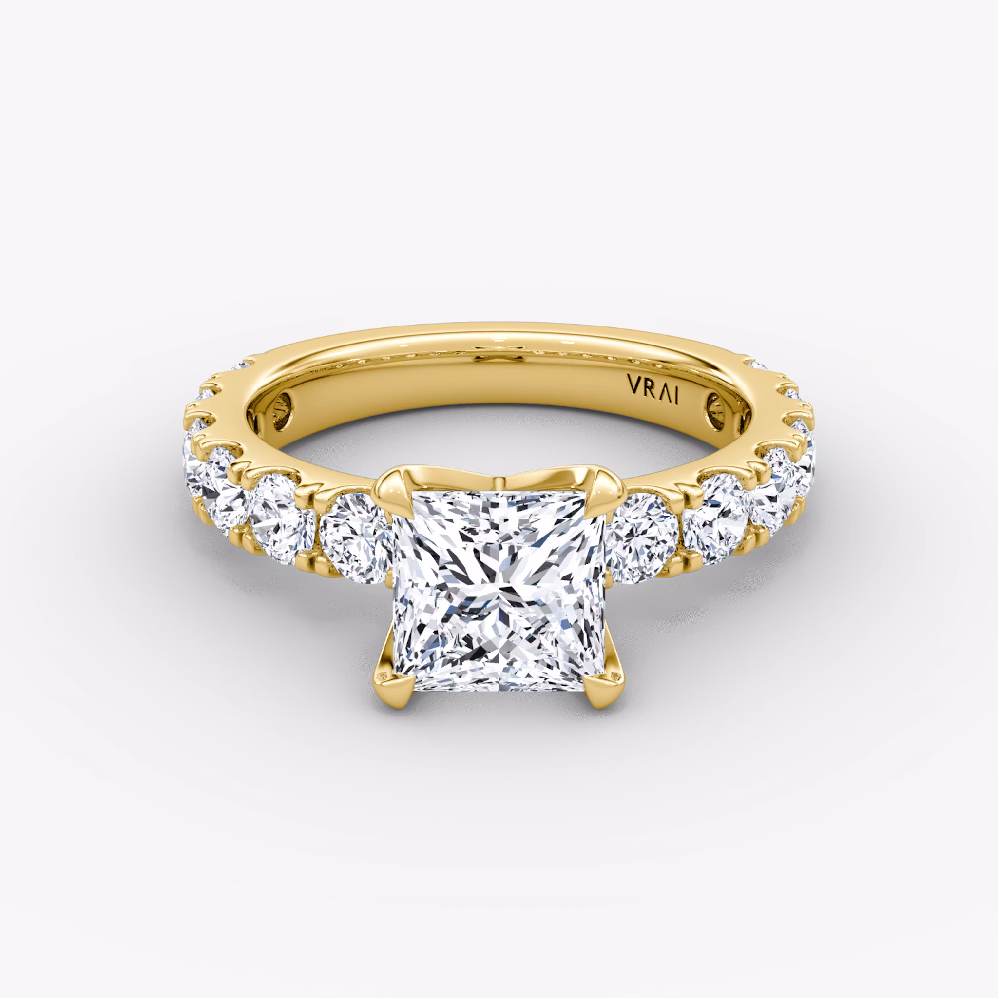 The Amour Eternity Princess | Yellow Gold