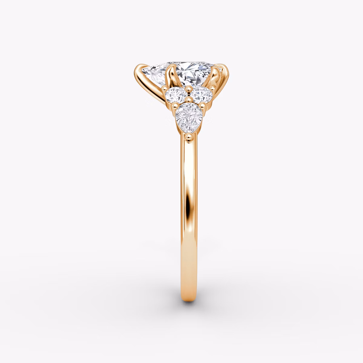 Anillo de compromiso Pear Cluster Heirloom | Trillón | 14k | Oro rosa | bandAccent: Simple | diamondOrientation: vertical | caratWeight: other