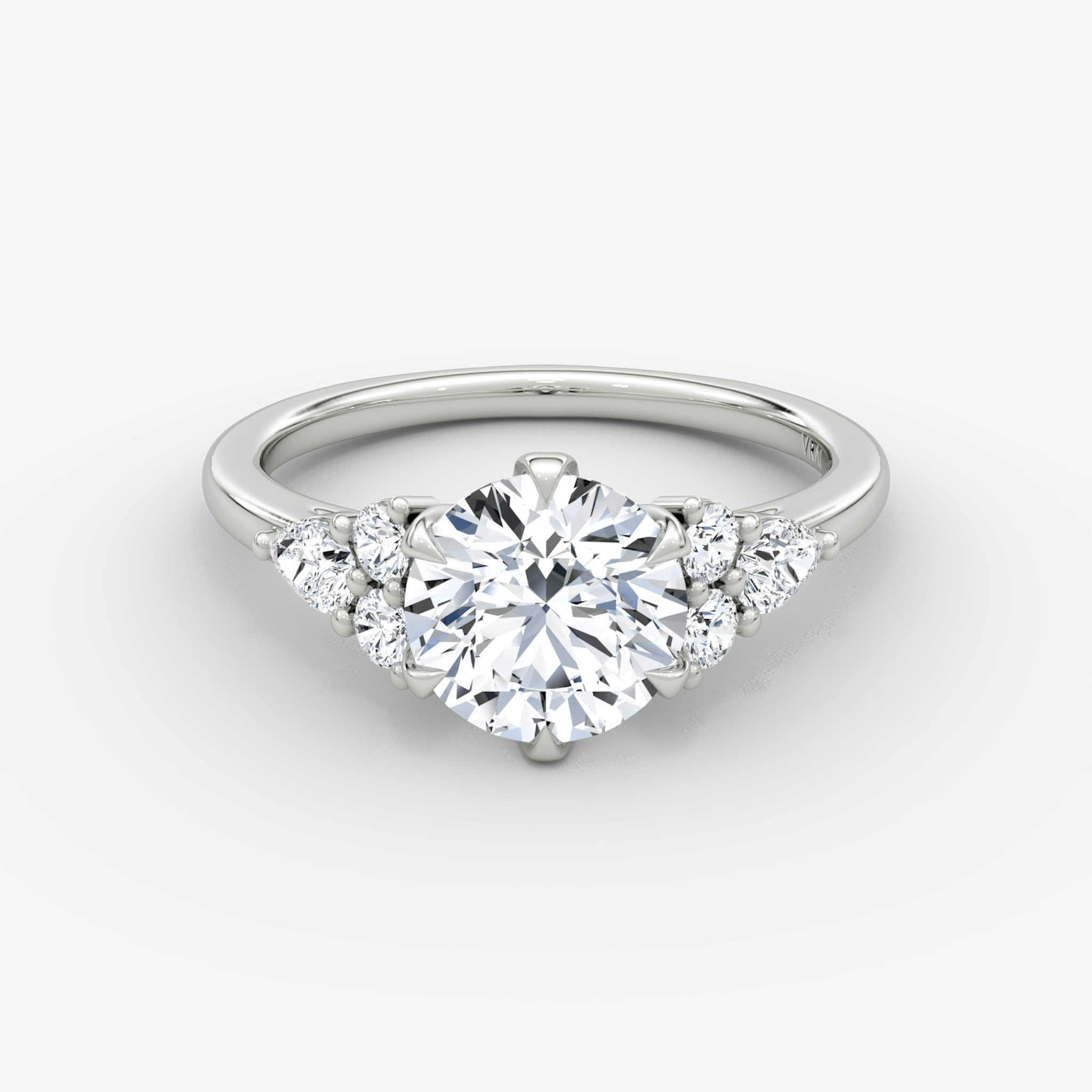 Pear Cluster Heirloom | Rund | 18k | Weißgold | bandAccent: Ohne Pavé-Besatz | caratWeight: 2.0ct | diamondOrientation: vertical