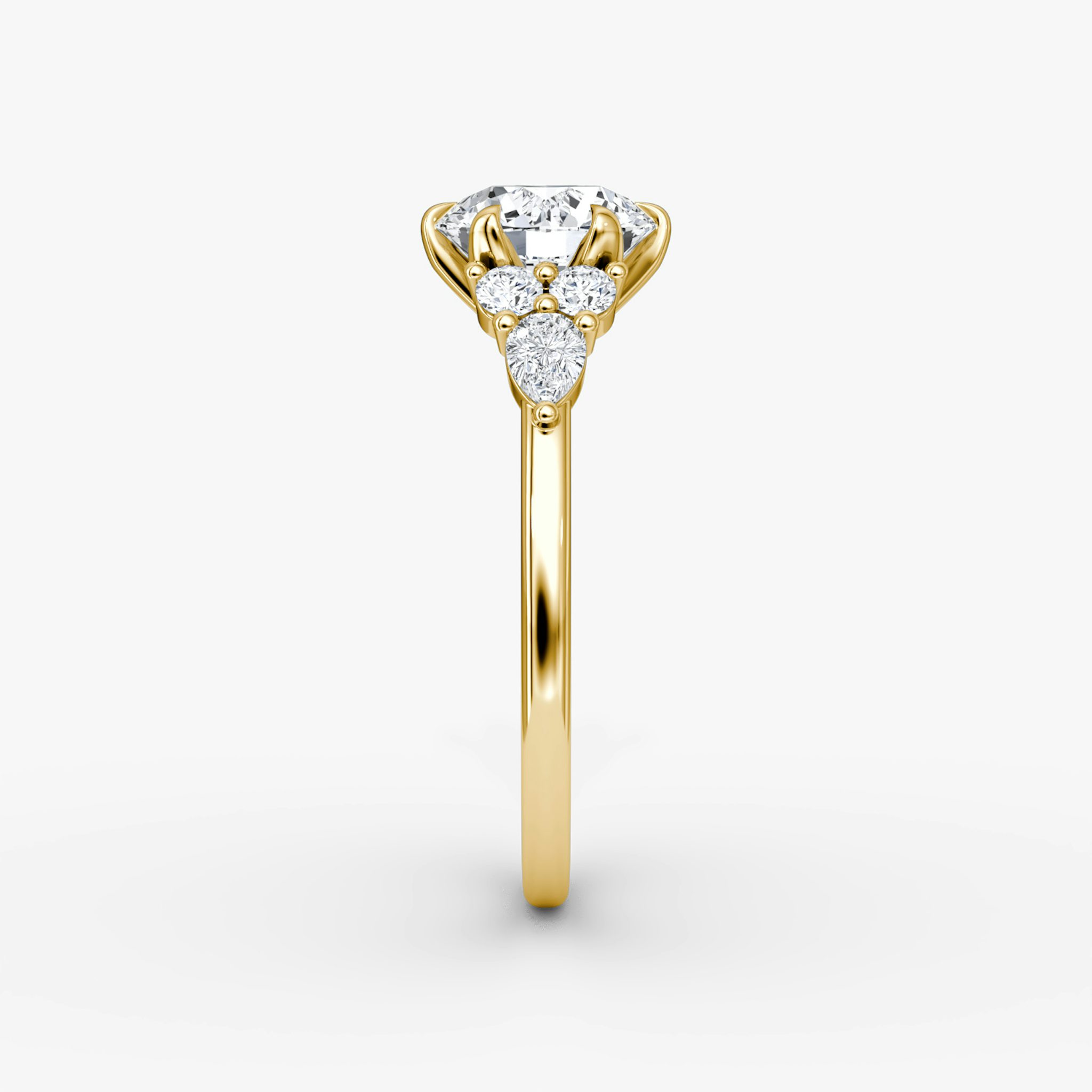 The Pear Cluster Heirloom | Round Brilliant | 18k | Yellow Gold | bandAccent: Plain | caratWeight: 1.0ct | diamondOrientation: vertical