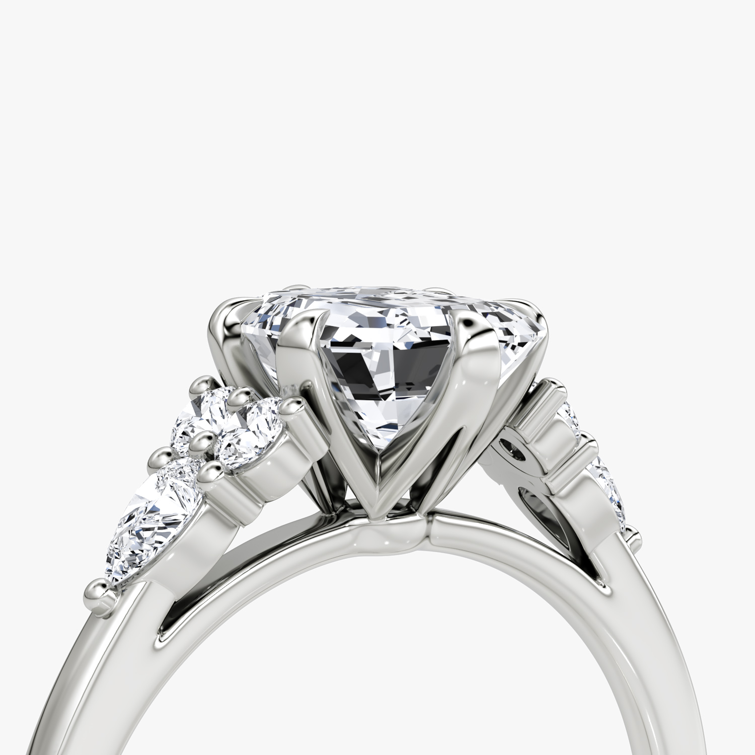 The Pear Cluster Heirloom | Emerald | Platinum | bandAccent: Plain | diamondOrientation: vertical | caratWeight: other