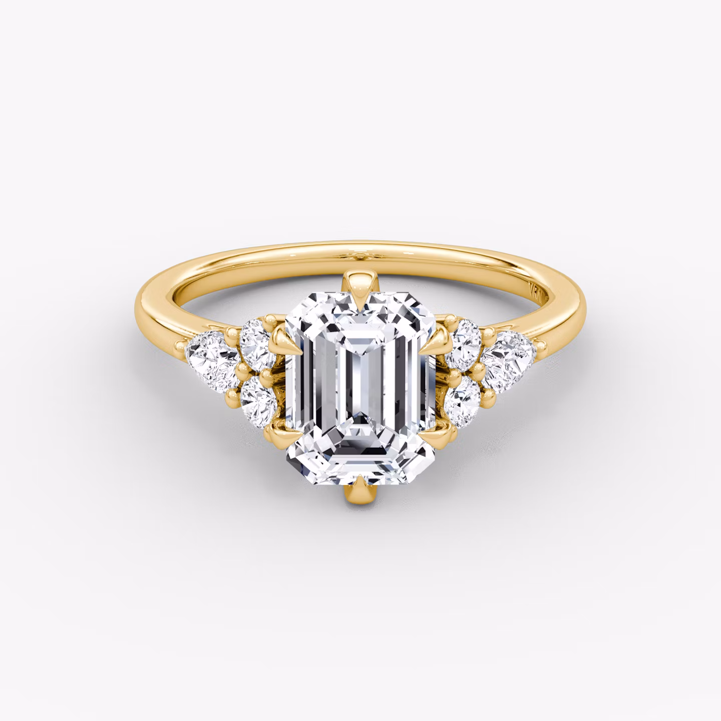 The Pear Cluster Heirloom | Emerald | 18k | Yellow Gold | bandAccent: Plain | diamondOrientation: vertical | caratWeight: other