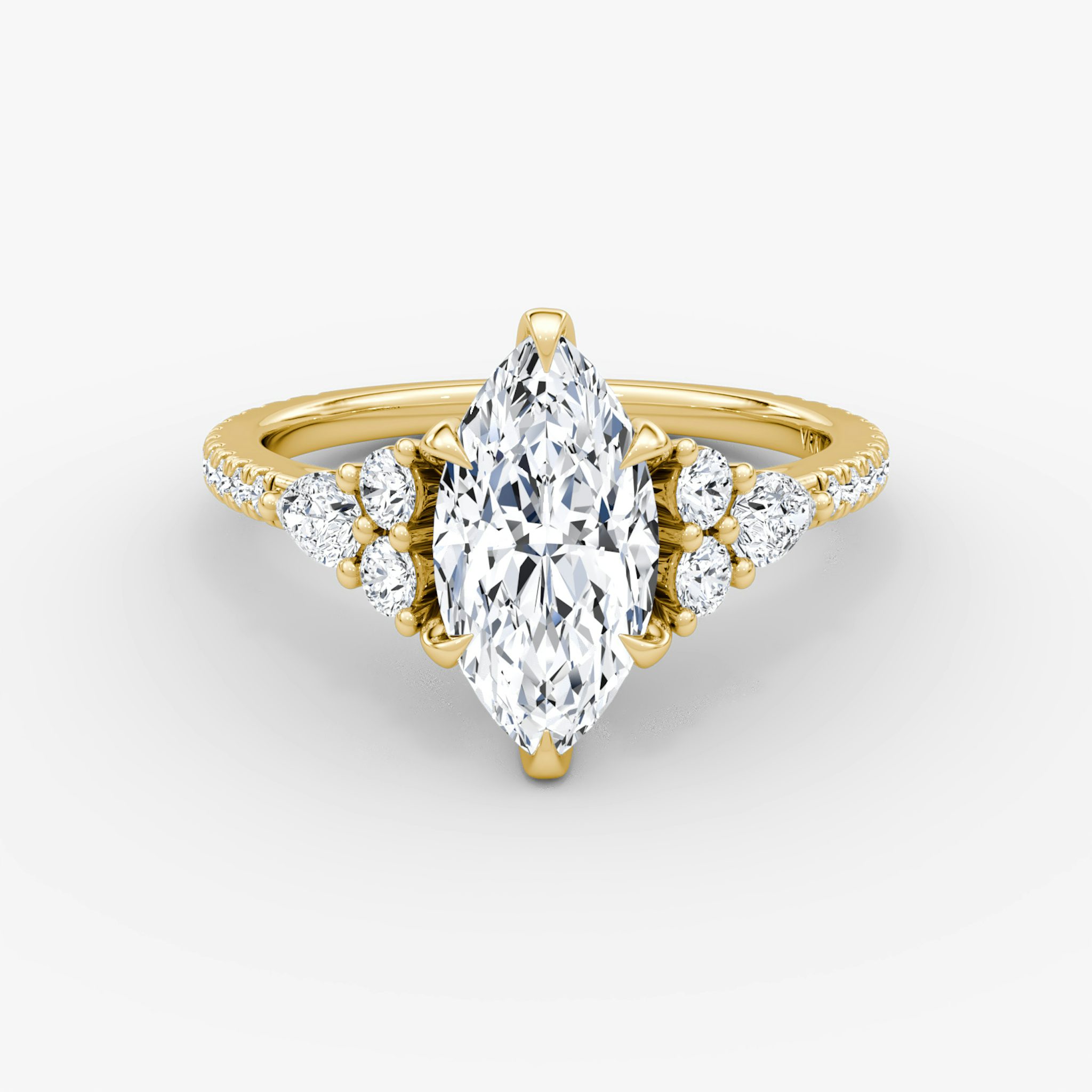 Anillo de compromiso Pear Cluster Heirloom | Marquise | 18k | Oro amarillo | bandAccent: Pavé | diamondOrientation: vertical | caratWeight: other