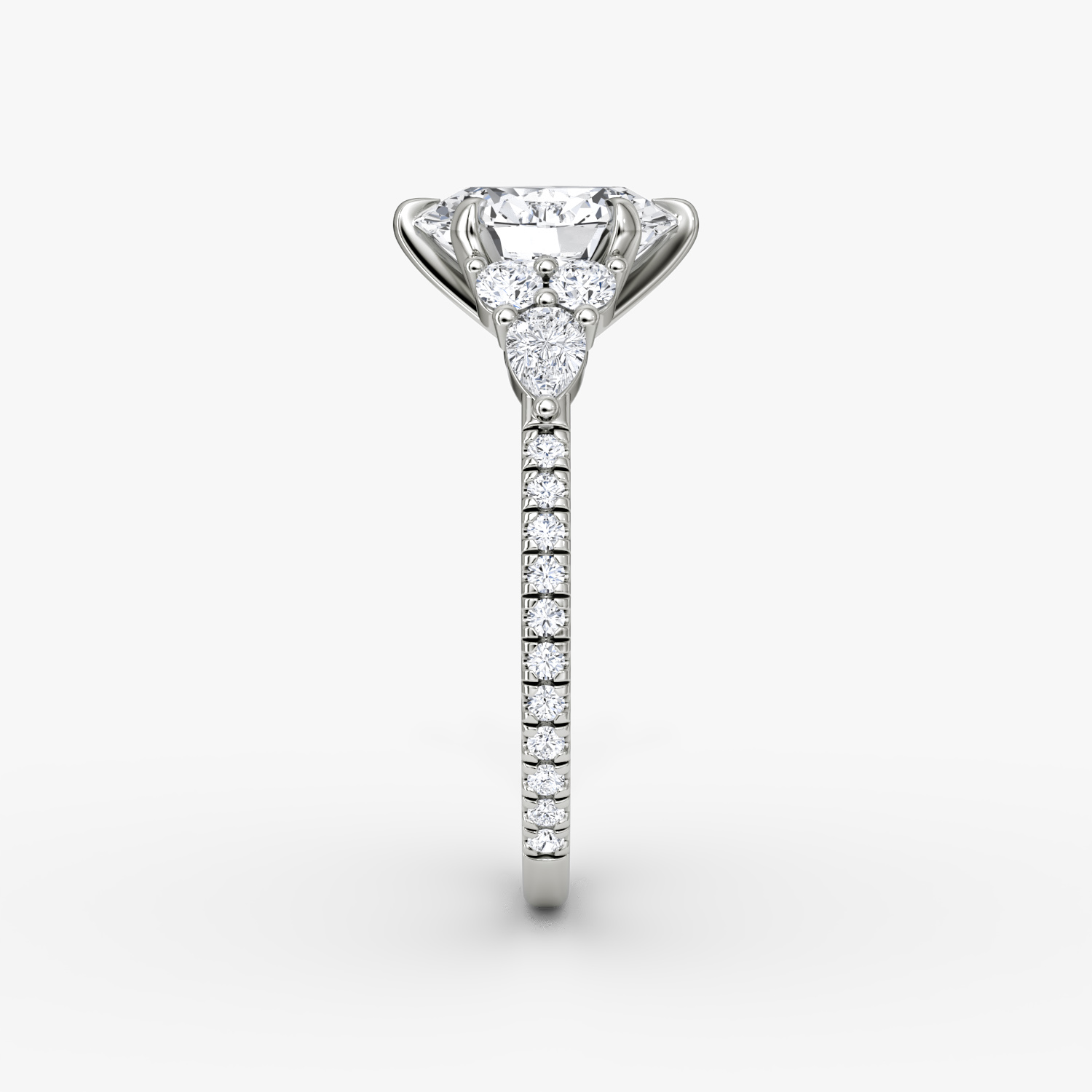 The Pear Cluster Heirloom | Oval | 18k | White Gold | bandAccent: Pavé | diamondOrientation: vertical | caratWeight: other